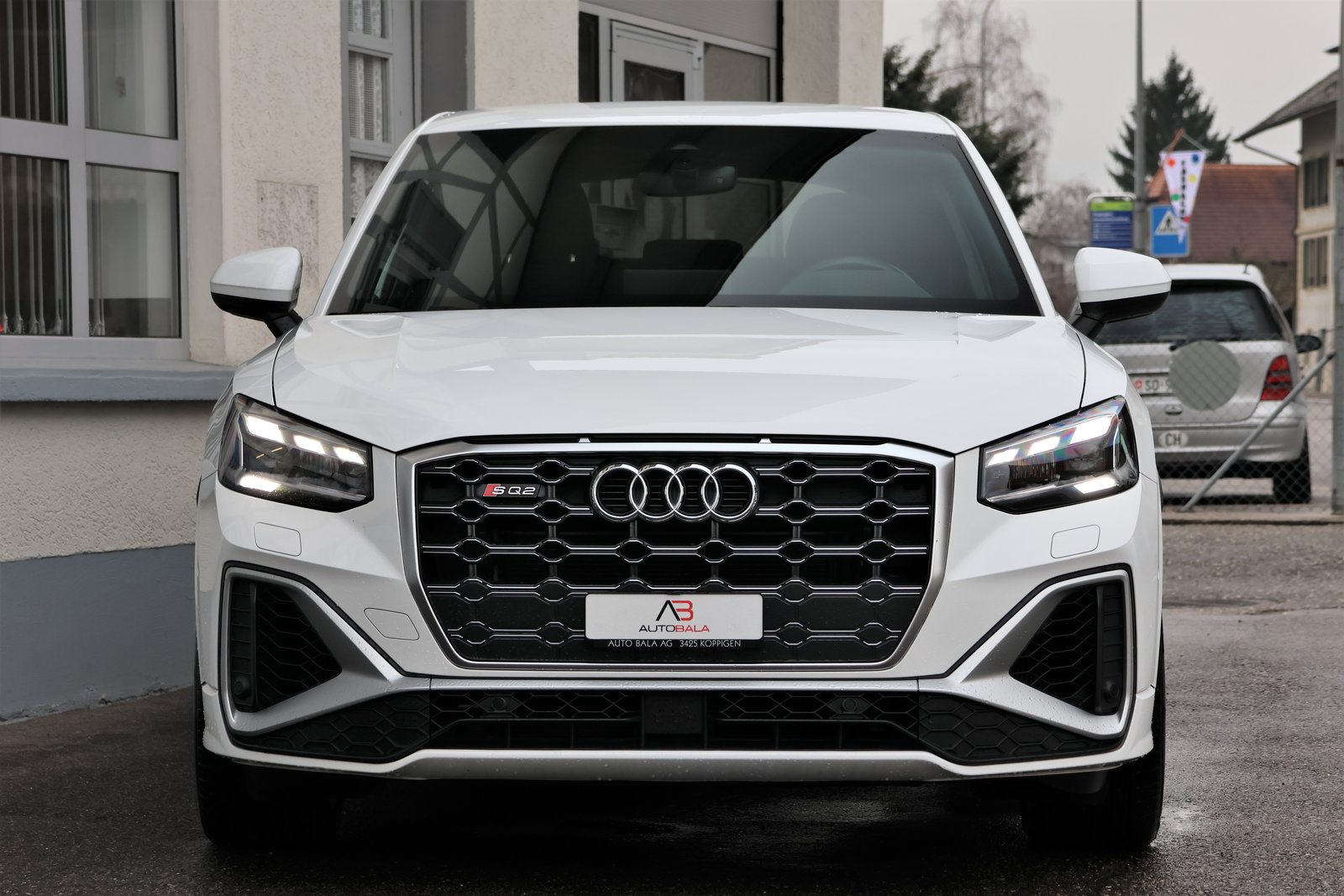 AUDI SQ2 TFSI quattro S-tronic, Benzin, Occasion / Gebraucht, Automatik - 2