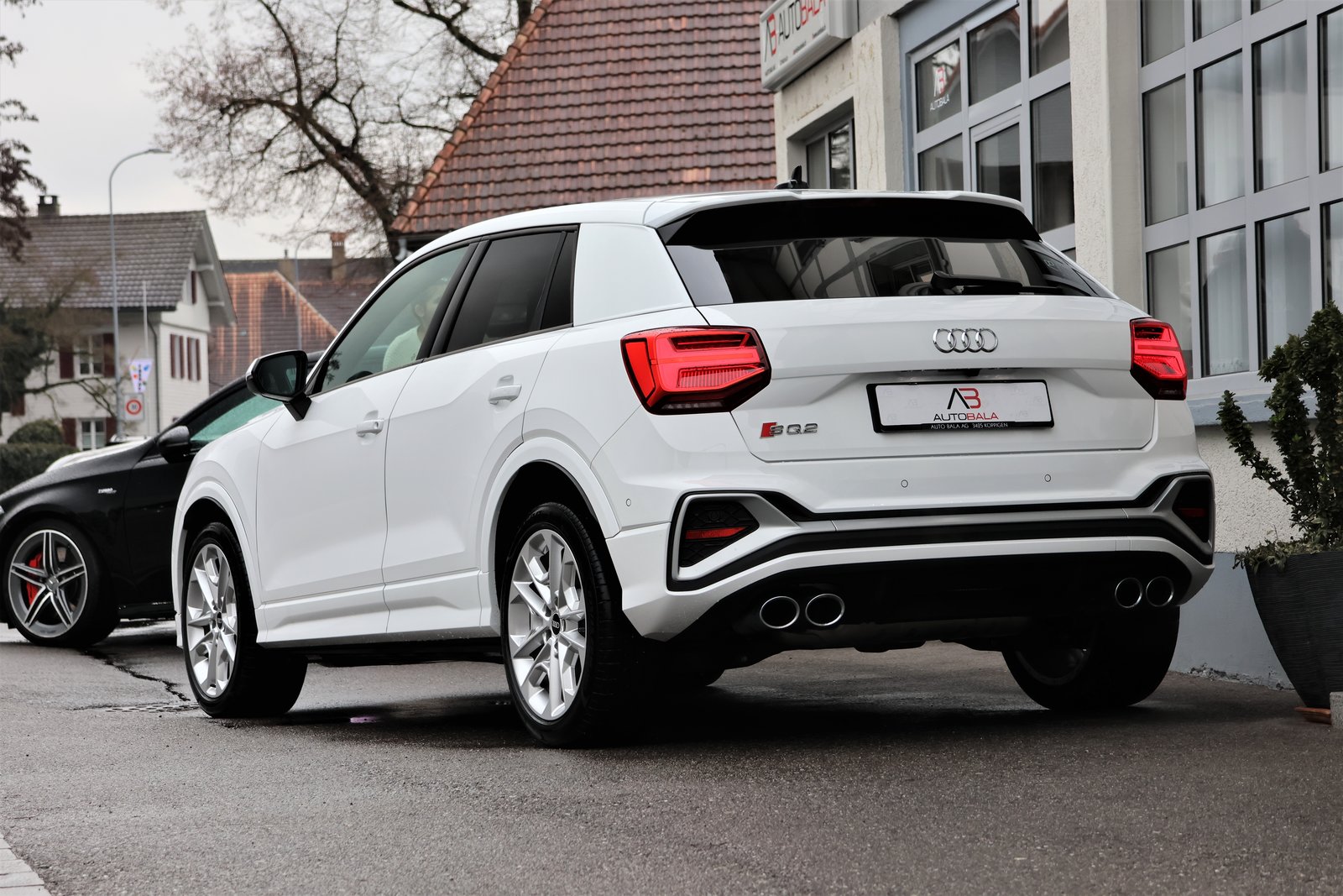 AUDI SQ2 TFSI quattro S-tronic, Benzin, Occasion / Gebraucht, Automatik - 3
