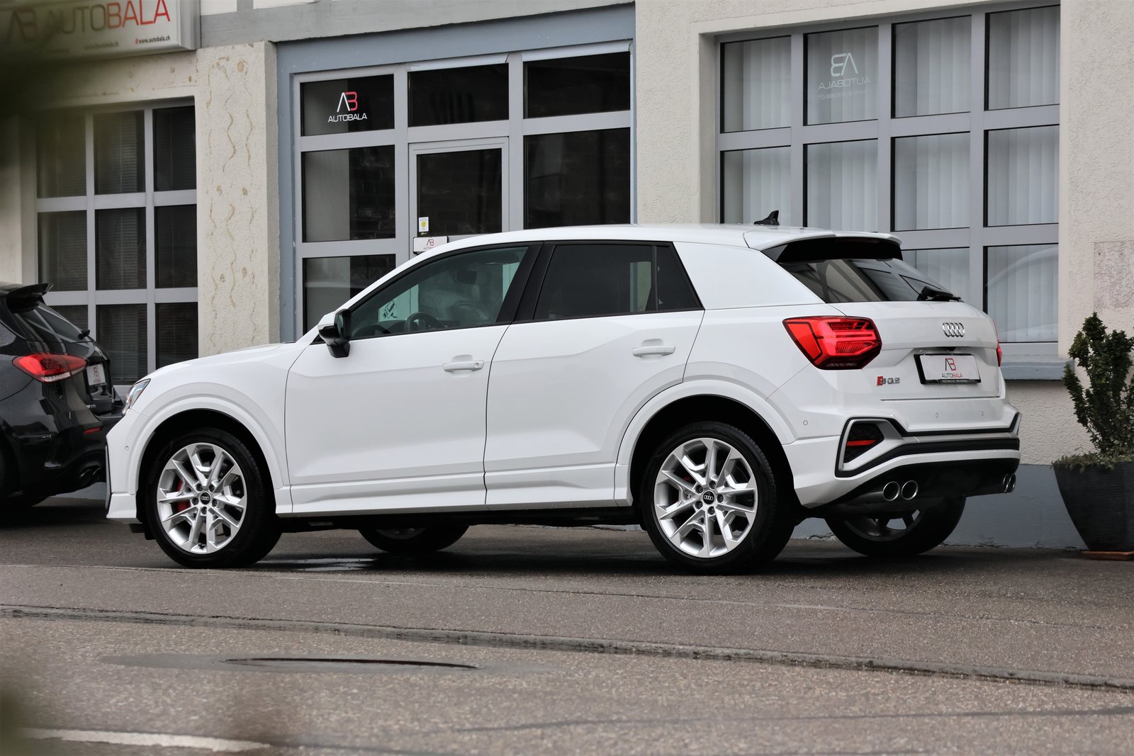 AUDI SQ2 TFSI quattro S-tronic, Benzin, Occasion / Gebraucht, Automatik - 4