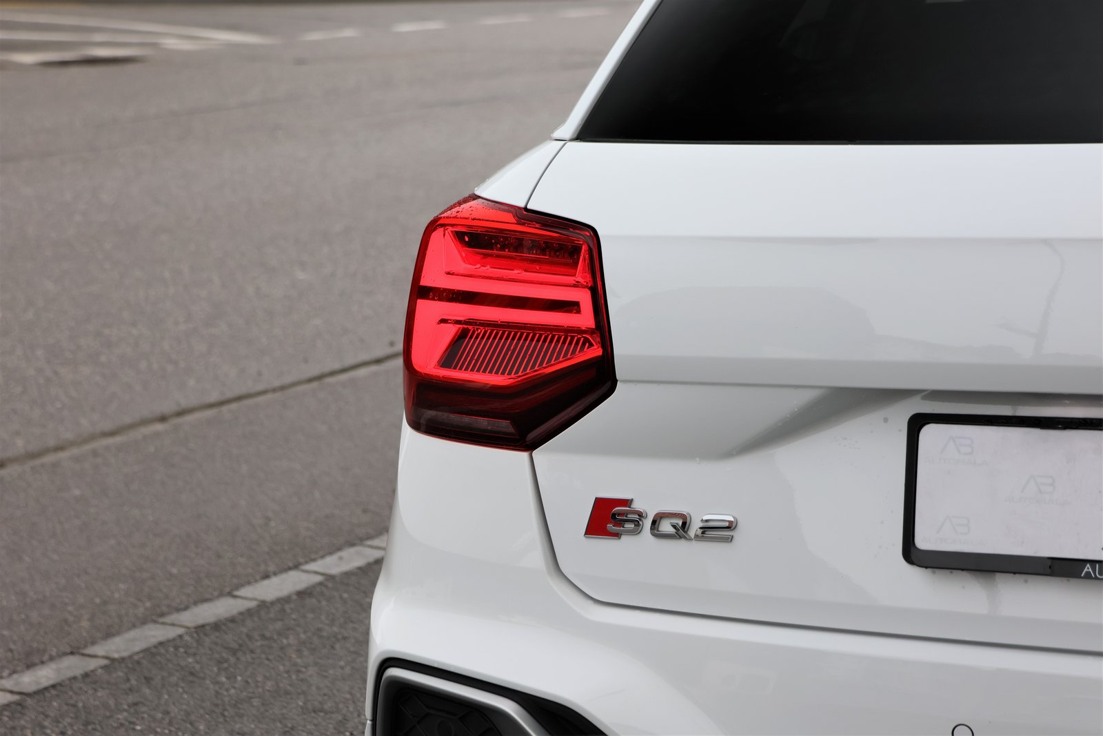 AUDI SQ2 TFSI quattro S-tronic, Benzin, Occasion / Gebraucht, Automatik - 5