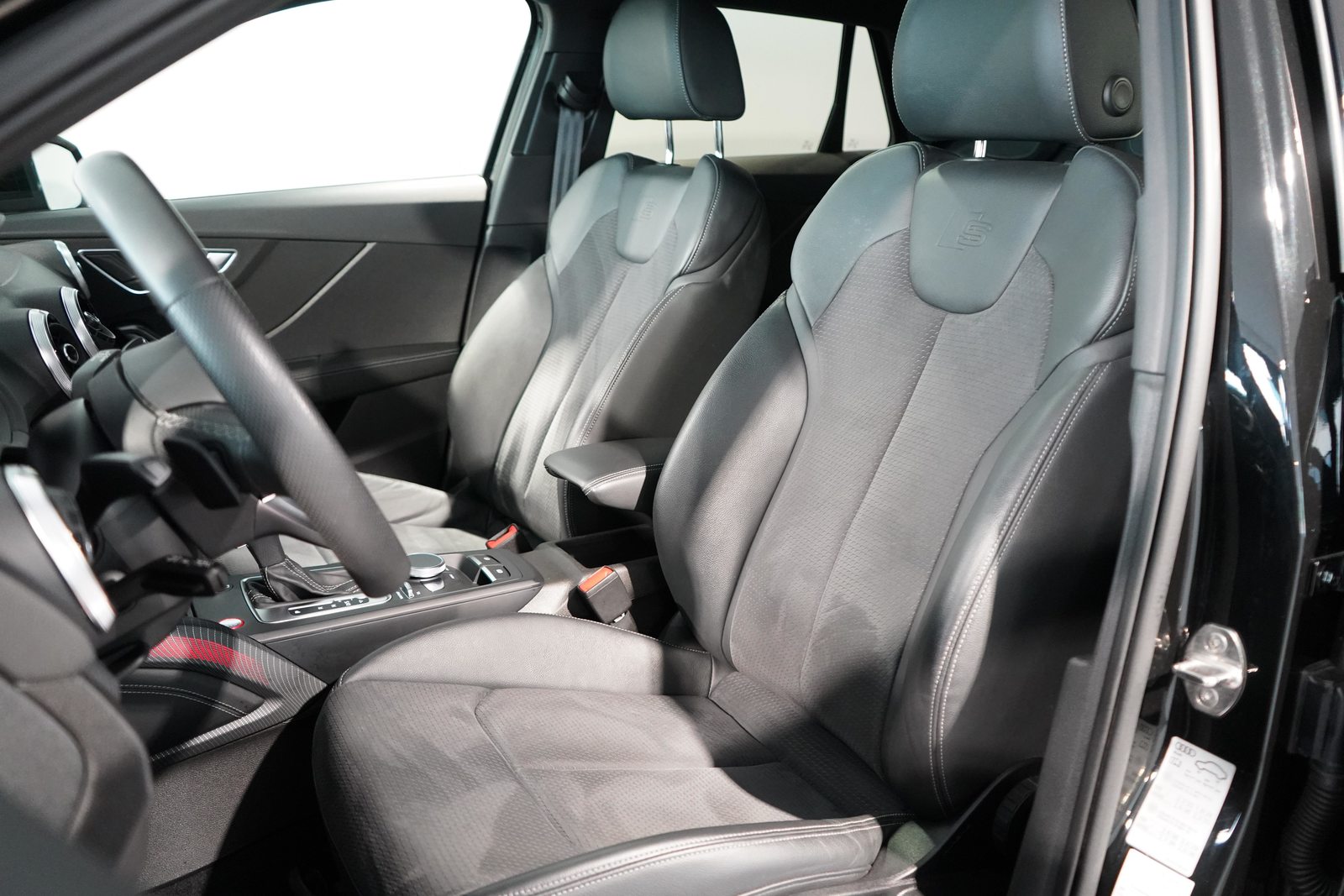 AUDI SQ2 2.0 TFSI quattro S-Tronic, Essence, Occasion / Utilisé, Automatique - 6