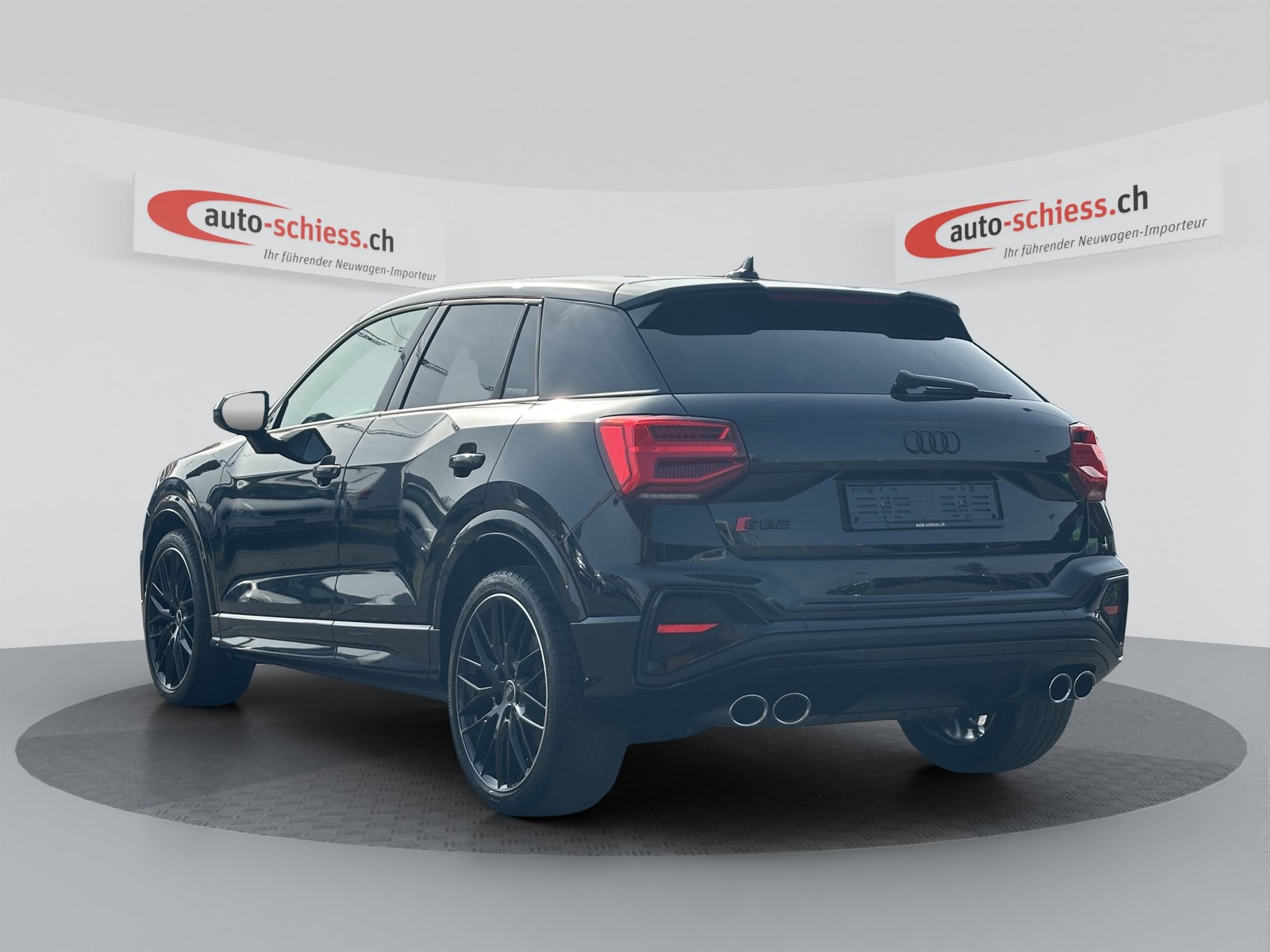 AUDI SQ2 TFSI quattro S-tronic Schwarz-Plus, Petrol, Second hand / Used, Automatic - 3
