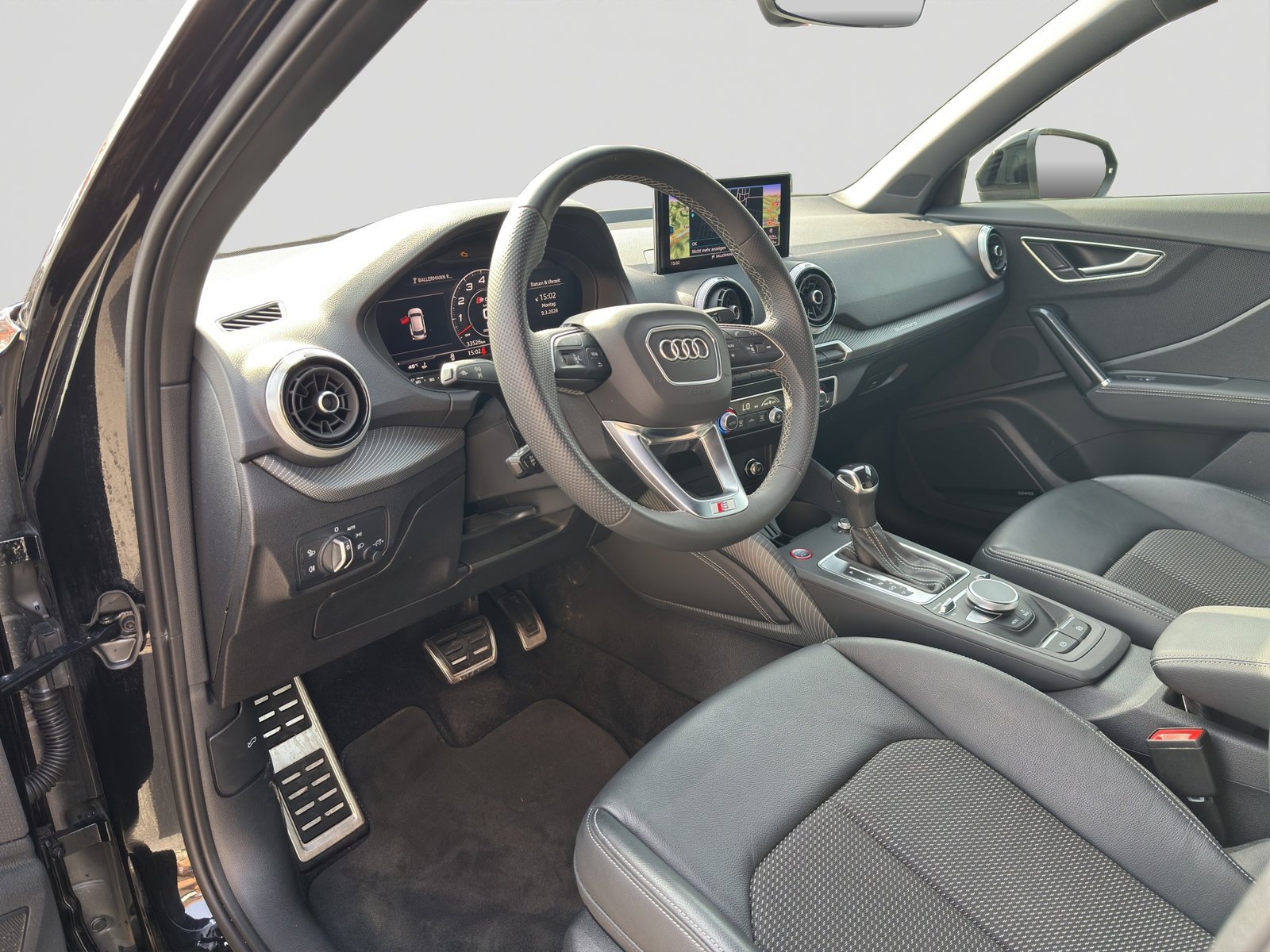 AUDI SQ2 TFSI quattro S-tronic Schwarz-Plus, Petrol, Second hand / Used, Automatic - 7