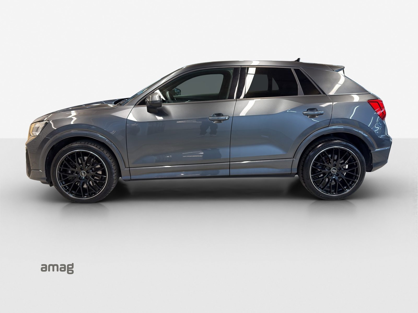 AUDI SQ2 TFSI, Benzin, Occasion / Gebraucht, Automatik - 2