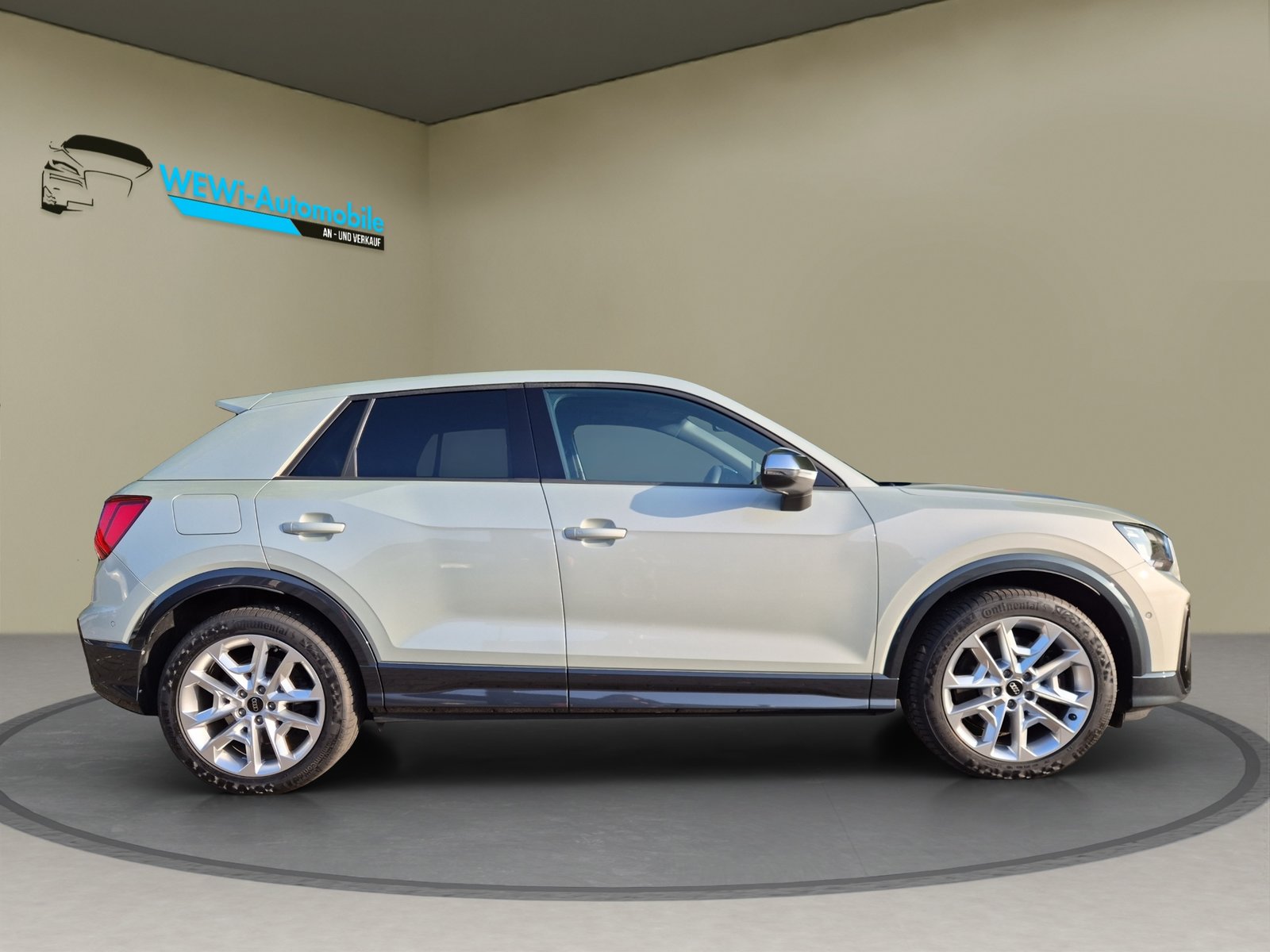 AUDI SQ2 TFSI quattro S-tronic, Benzin, Occasion / Gebraucht, Automatik - 6