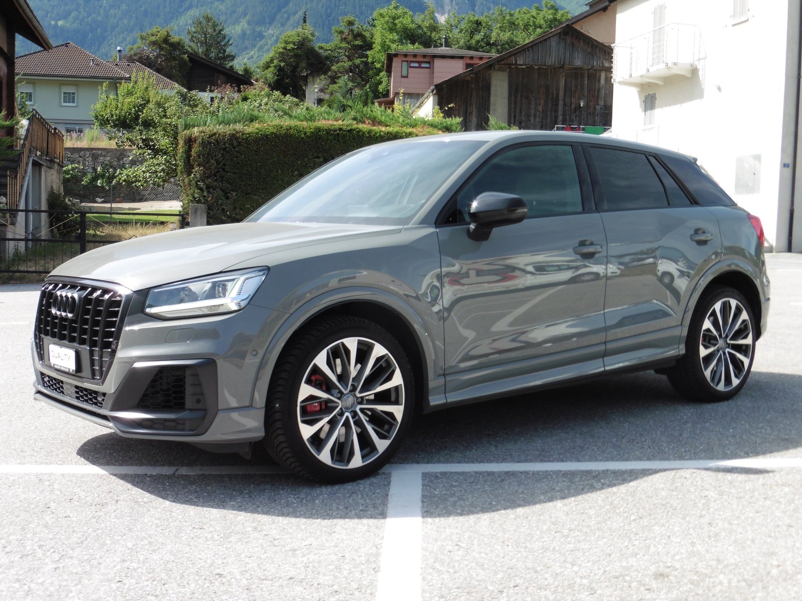 AUDI SQ2 TFSI quattro S-tronic, Benzin, Occasion / Gebraucht, Automatik - 5
