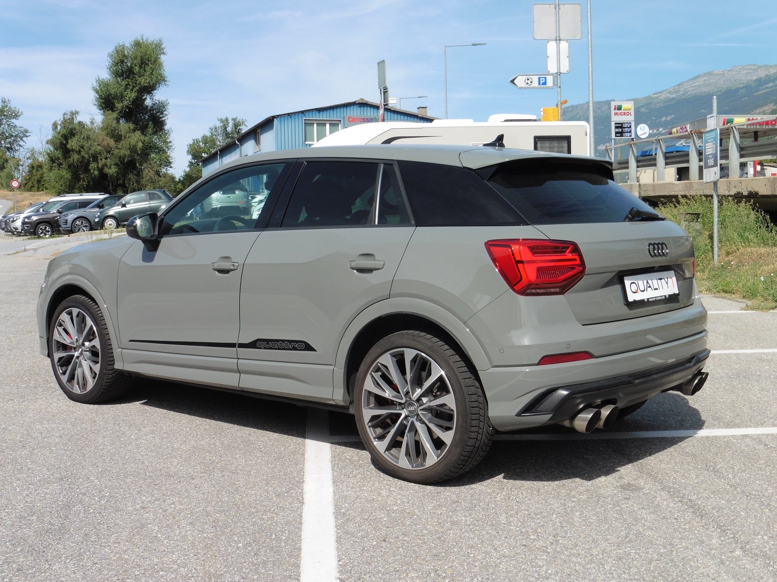 AUDI SQ2 TFSI quattro S-tronic, Benzin, Occasion / Gebraucht, Automatik - 7