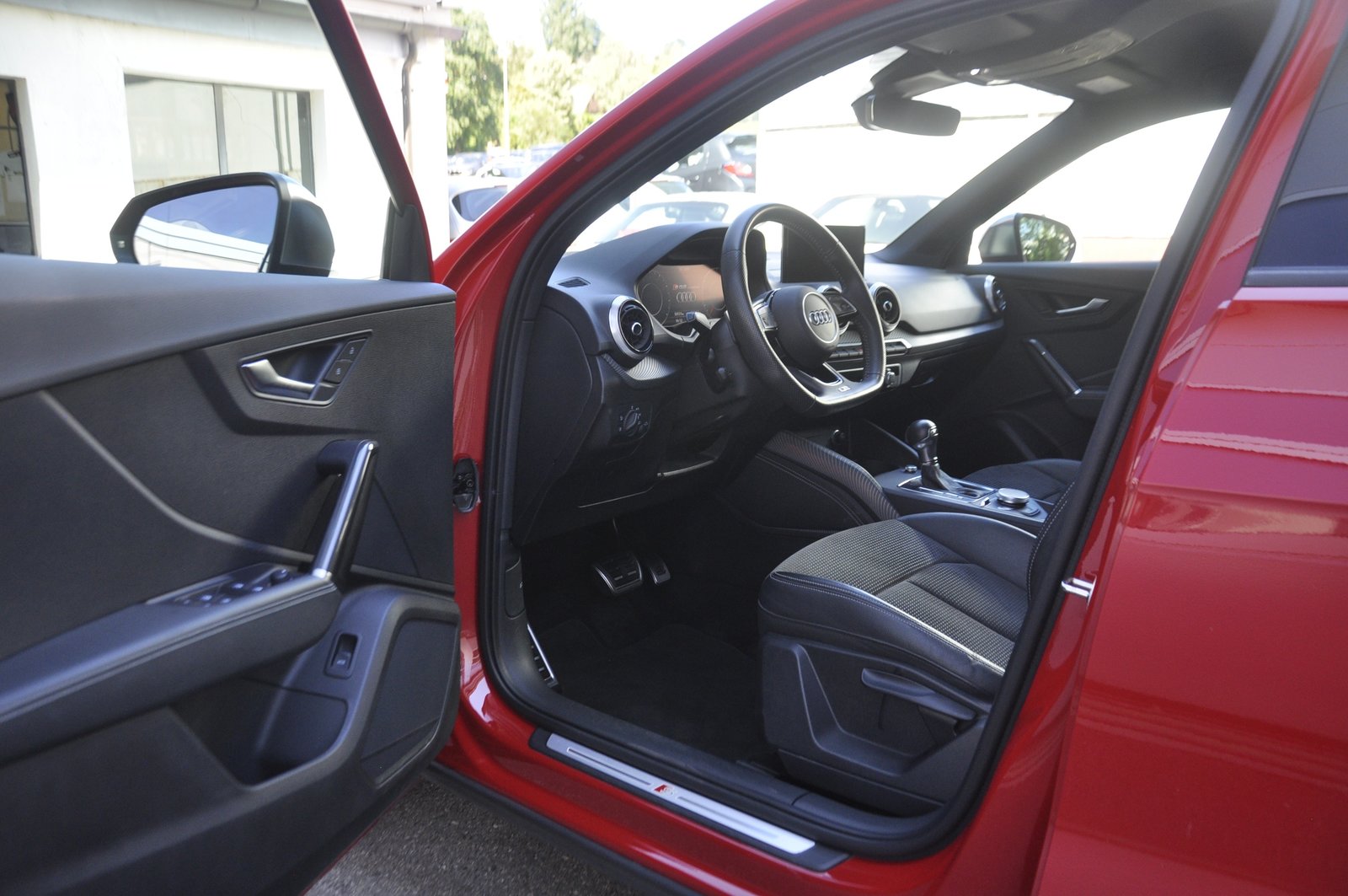 AUDI SQ2 TFSI quattro S-tronic, Benzina, Occasioni / Usate, Automatico - 4