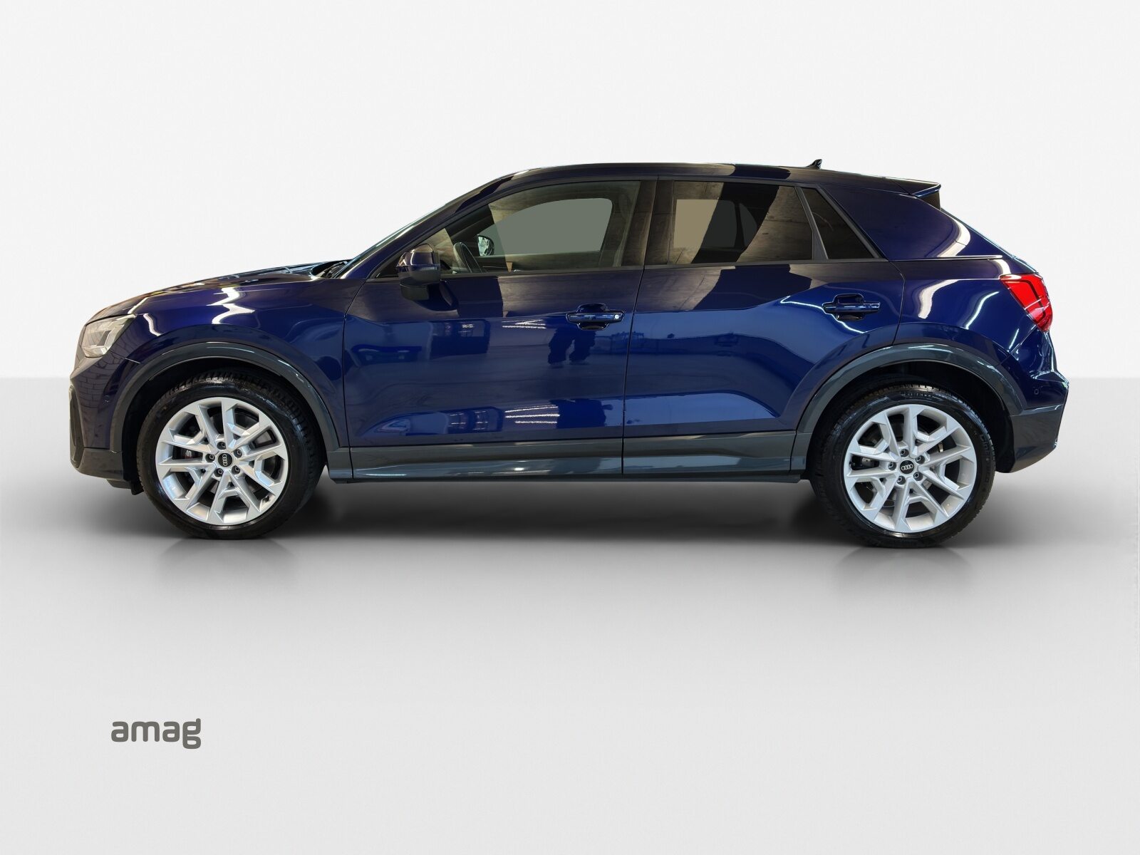 AUDI SQ2 TFSI, Benzin, Occasion / Gebraucht, Automatik - 2