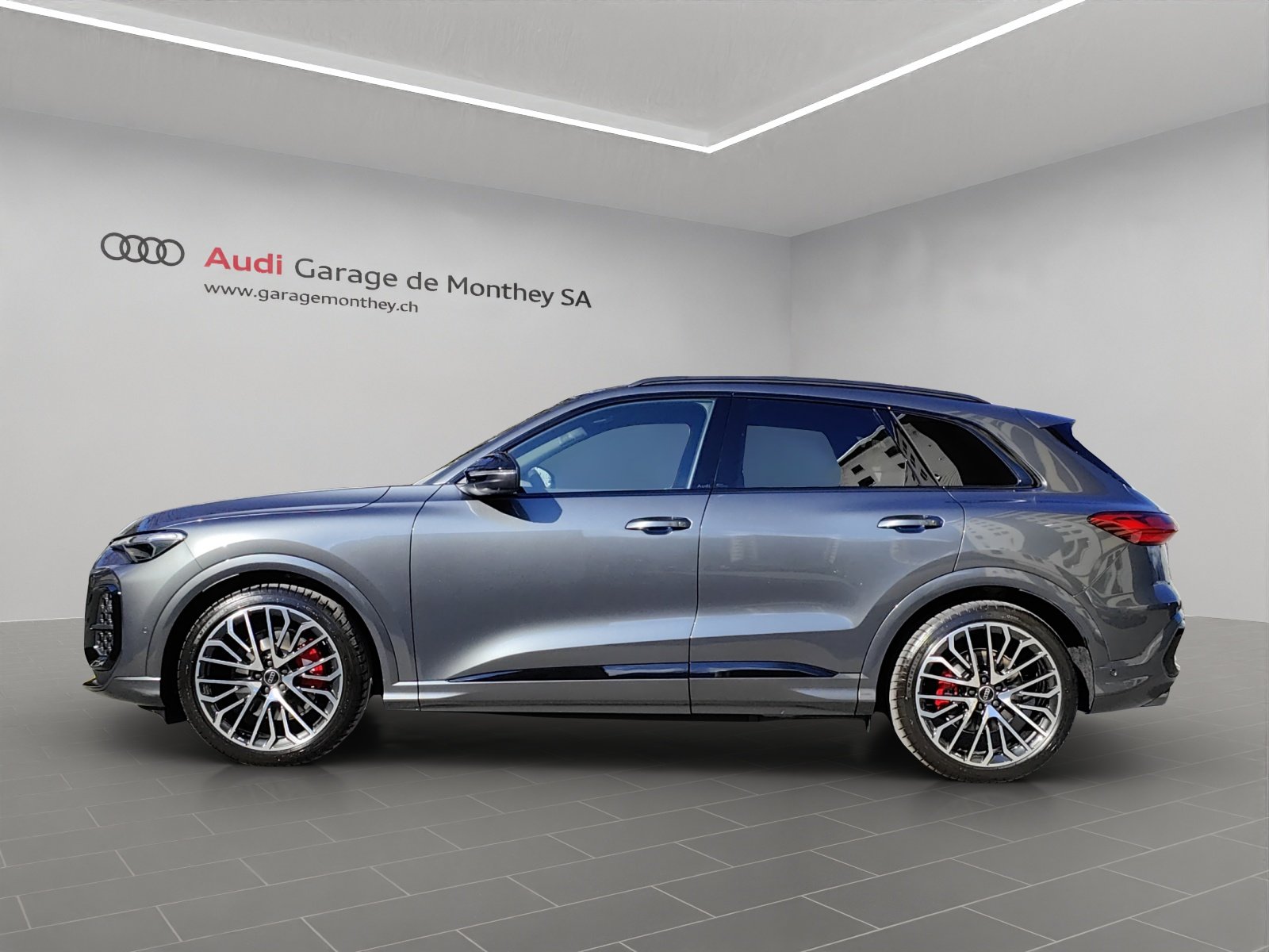 AUDI SQ5 TFSI quattro S-tronic, Mild-Hybrid Benzin/Elektro, Neuwagen, Automatik - 2