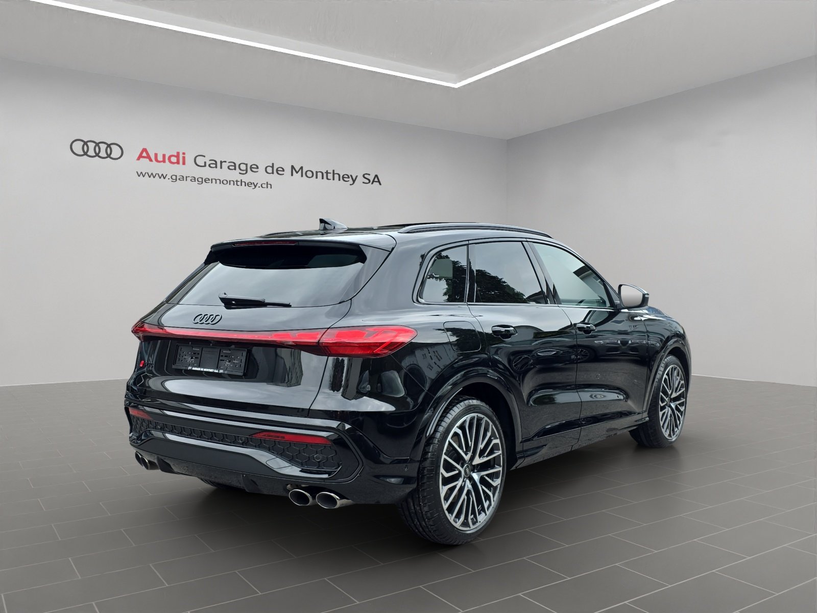 AUDI SQ5 TFSI quattro S-tronic, Mild-Hybrid Benzin/Elektro, Neuwagen, Automatik - 3