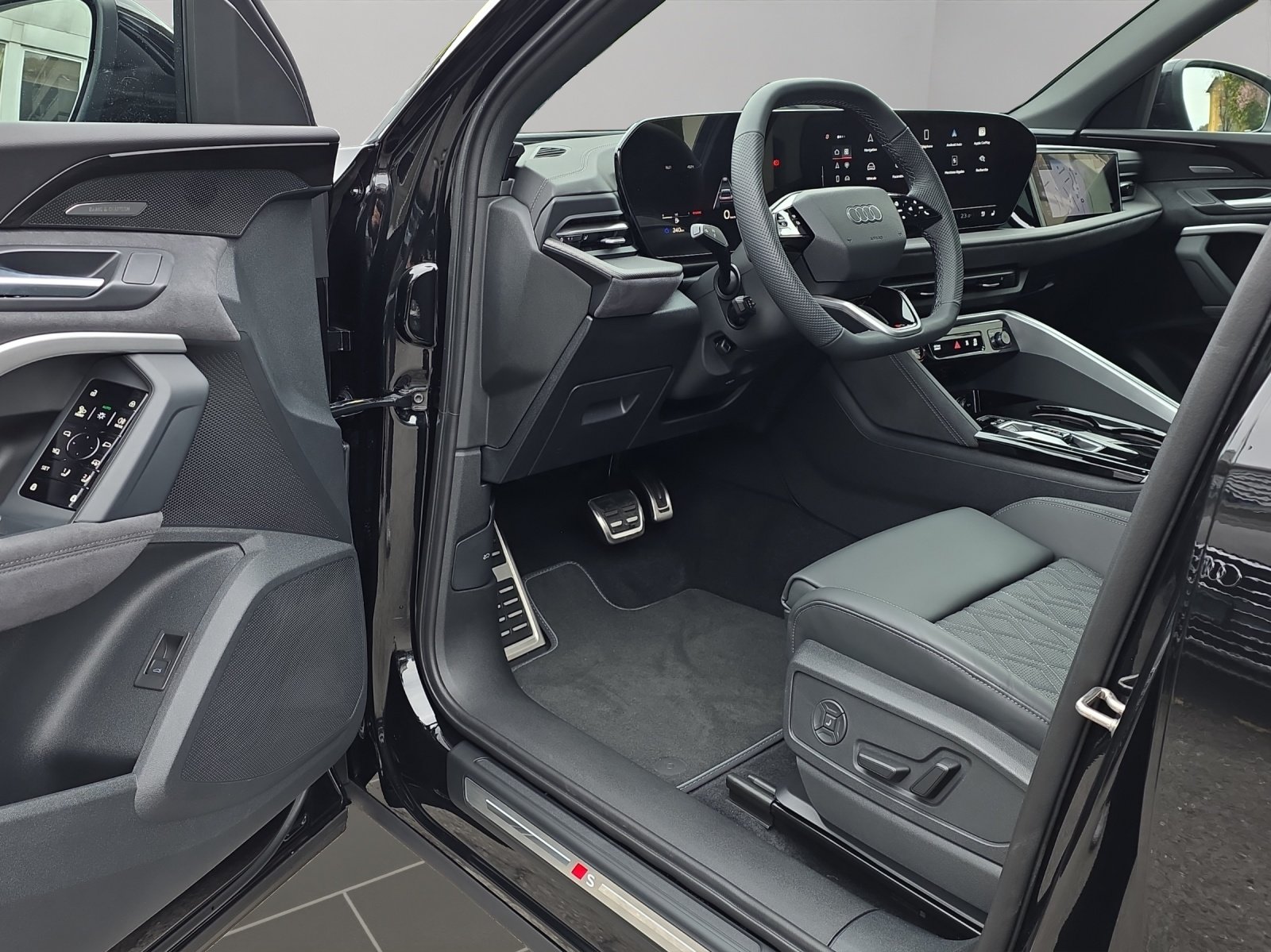 AUDI SQ5 TFSI quattro S-tronic, Mild-Hybrid Benzin/Elektro, Neuwagen, Automatik - 5