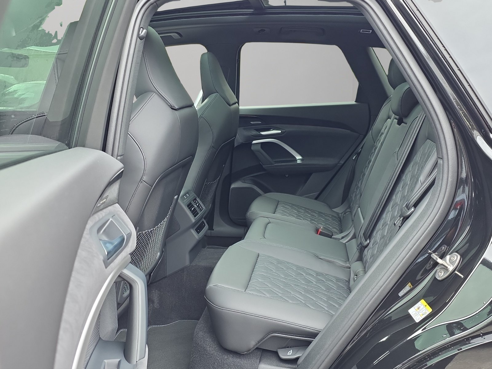 AUDI SQ5 TFSI quattro S-tronic, Mild-Hybrid Benzin/Elektro, Neuwagen, Automatik - 7