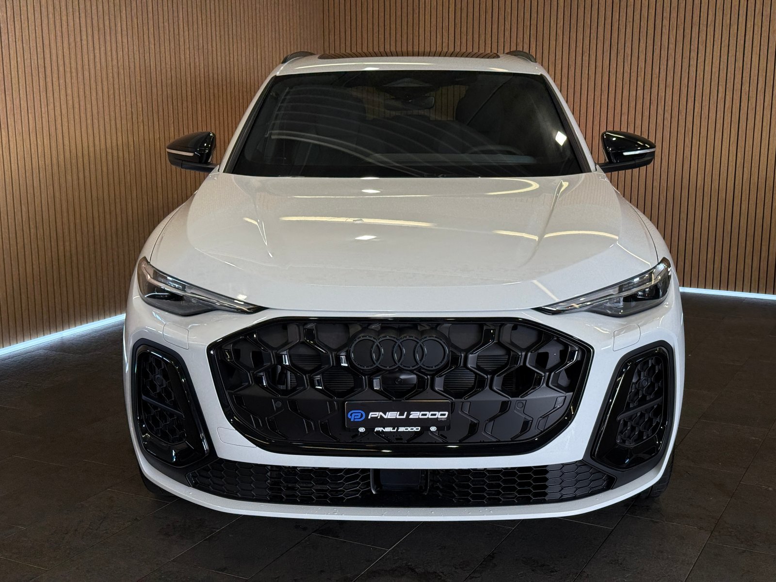 AUDI SQ5 TFSI quattro S-tronic * NEW MODEL*, Mild-Hybrid Petrol/Electric, New car, Automatic - 2