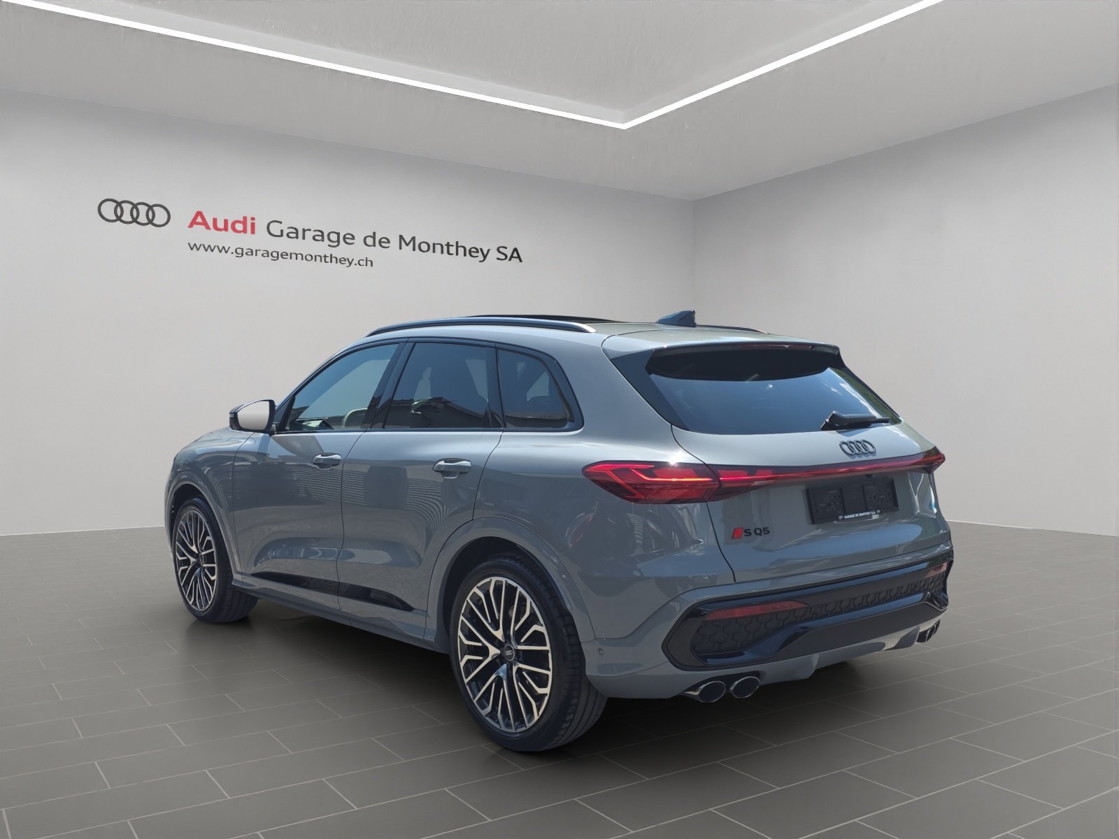AUDI SQ5 TFSI quattro S-tronic, Mild-Hybrid Petrol/Electric, New car, Automatic - 4