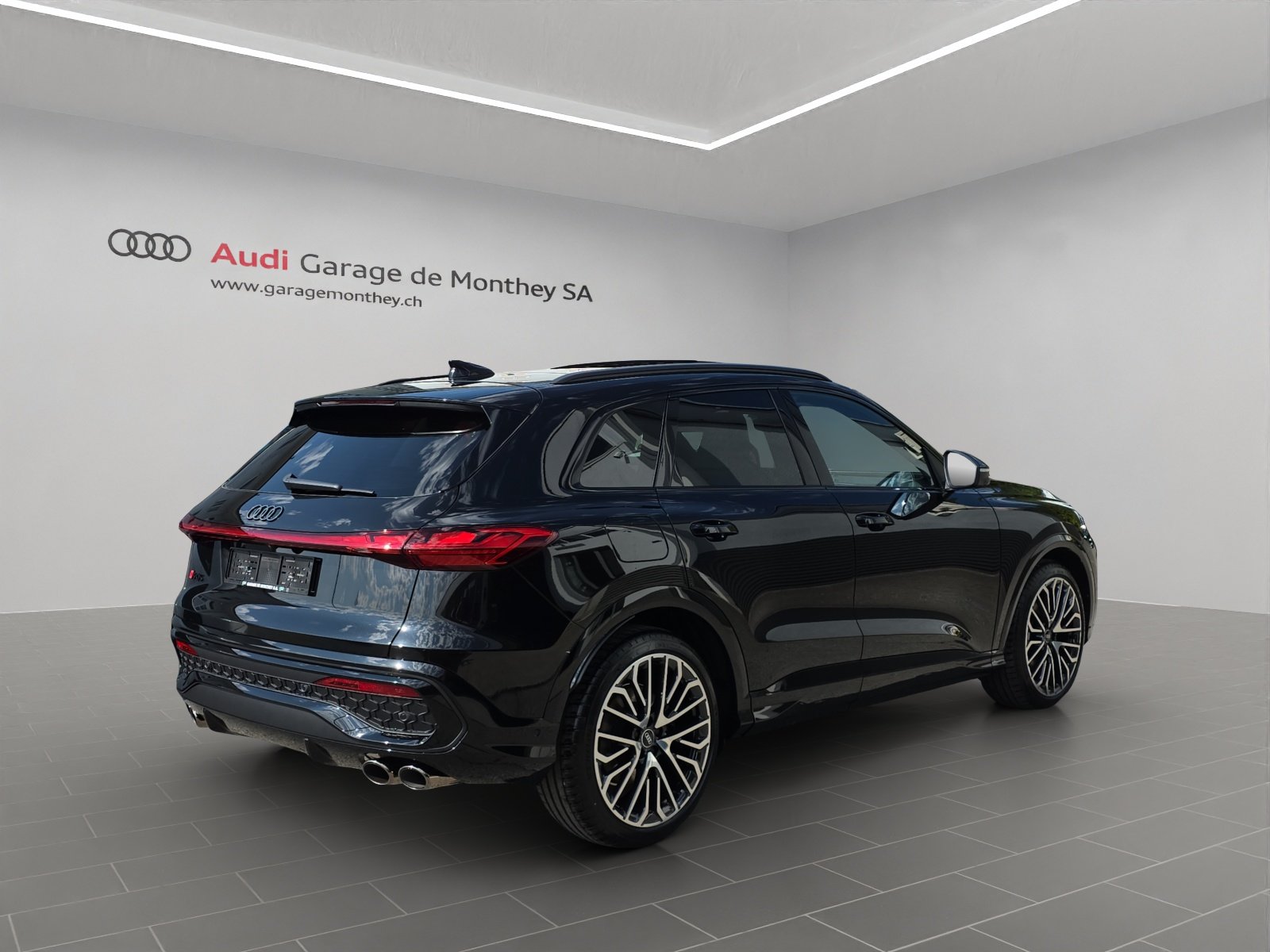AUDI SQ5 TFSI quattro S-tronic, Mild-Hybrid Petrol/Electric, New car, Automatic - 3