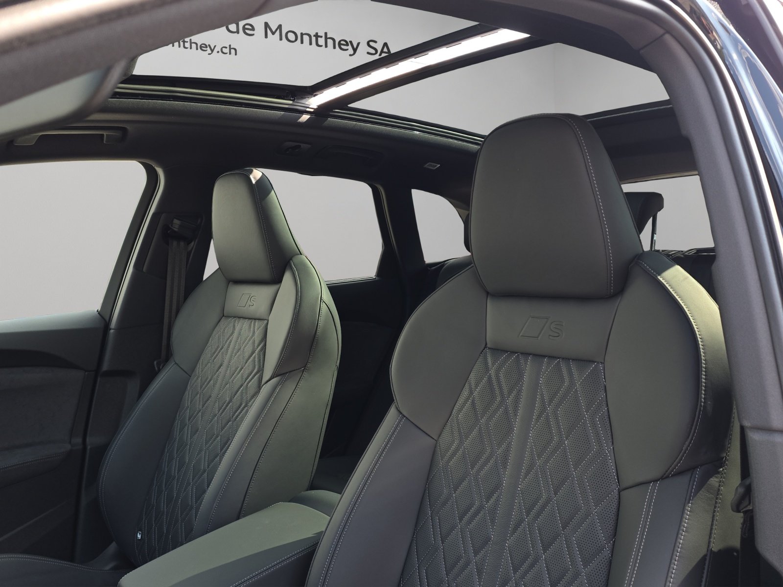 AUDI SQ5 TFSI quattro S-tronic, Mild-Hybrid Petrol/Electric, New car, Automatic - 7