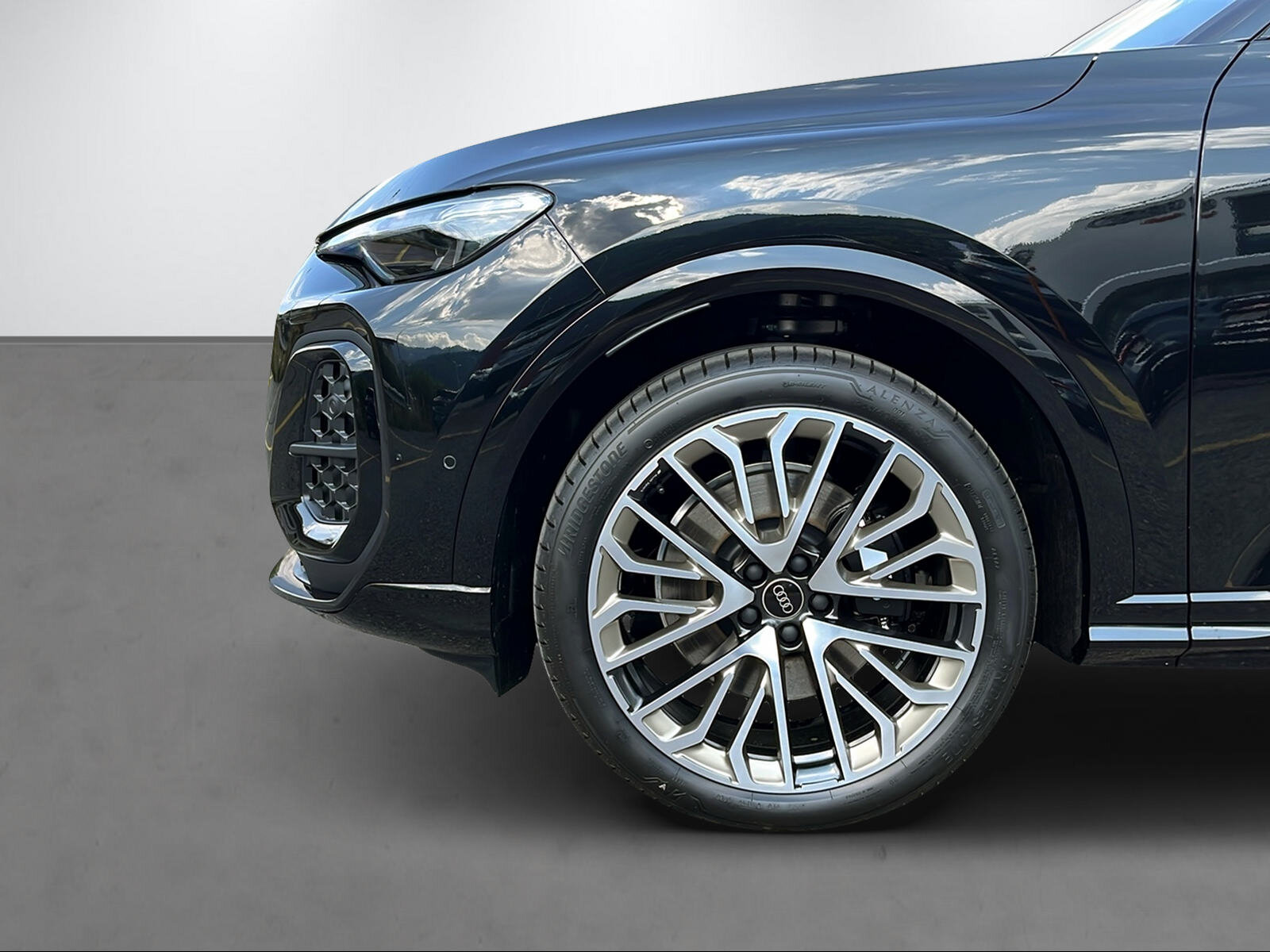 AUDI SQ5 SUV TFSI quat. 270 kW, Mild-Hybrid Petrol/Electric, New car - 5
