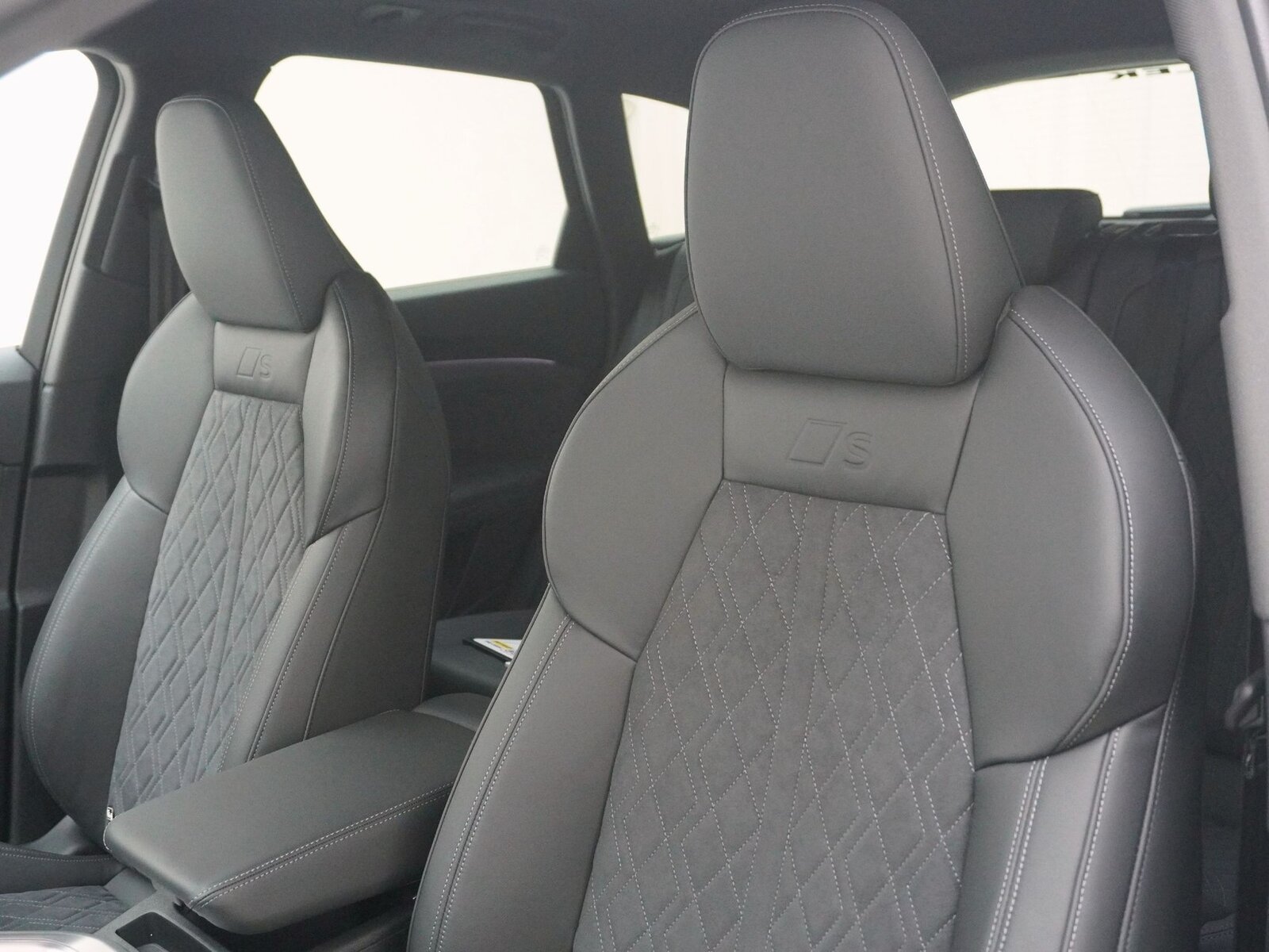 AUDI SQ5 SUV 3.0 V6 TFSI quattro S-Tronic, Mild-Hybrid Petrol/Electric, New car, Automatic - 7