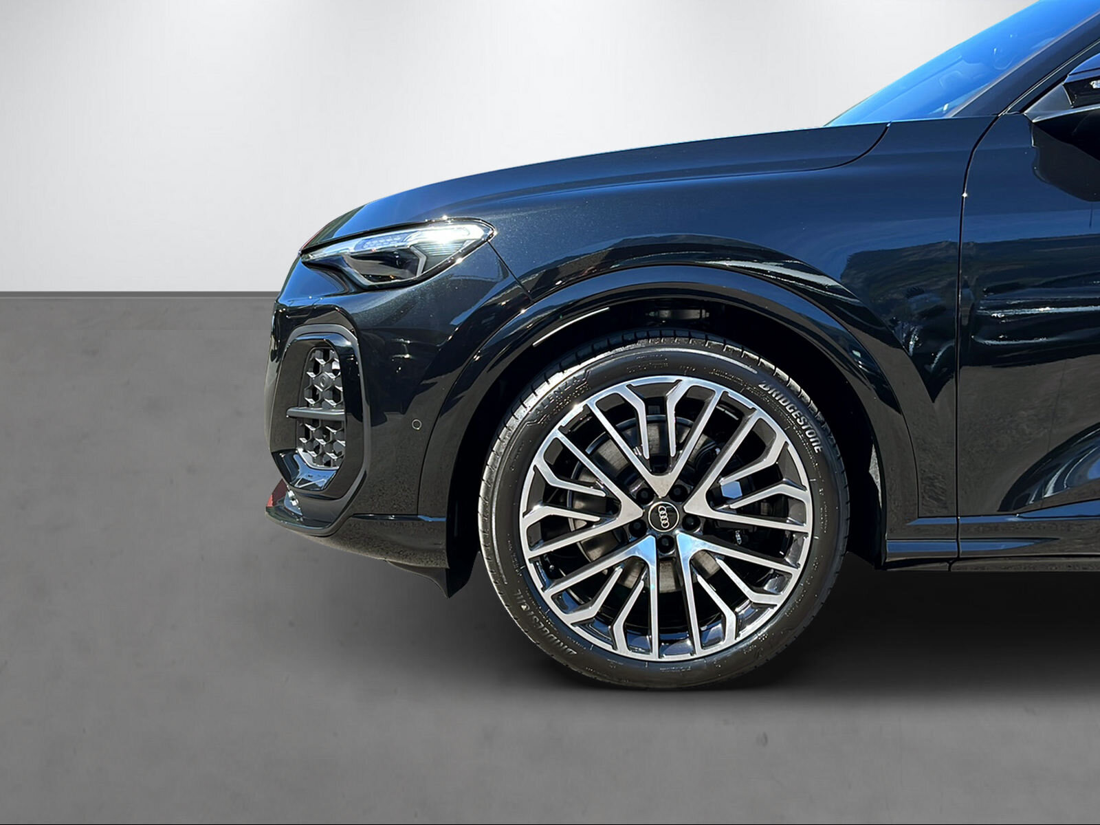 AUDI SQ5 SUV 3.0 V6 TFSI quattro S-Tronic, Mild-Hybrid Petrol/Electric, New car - 5