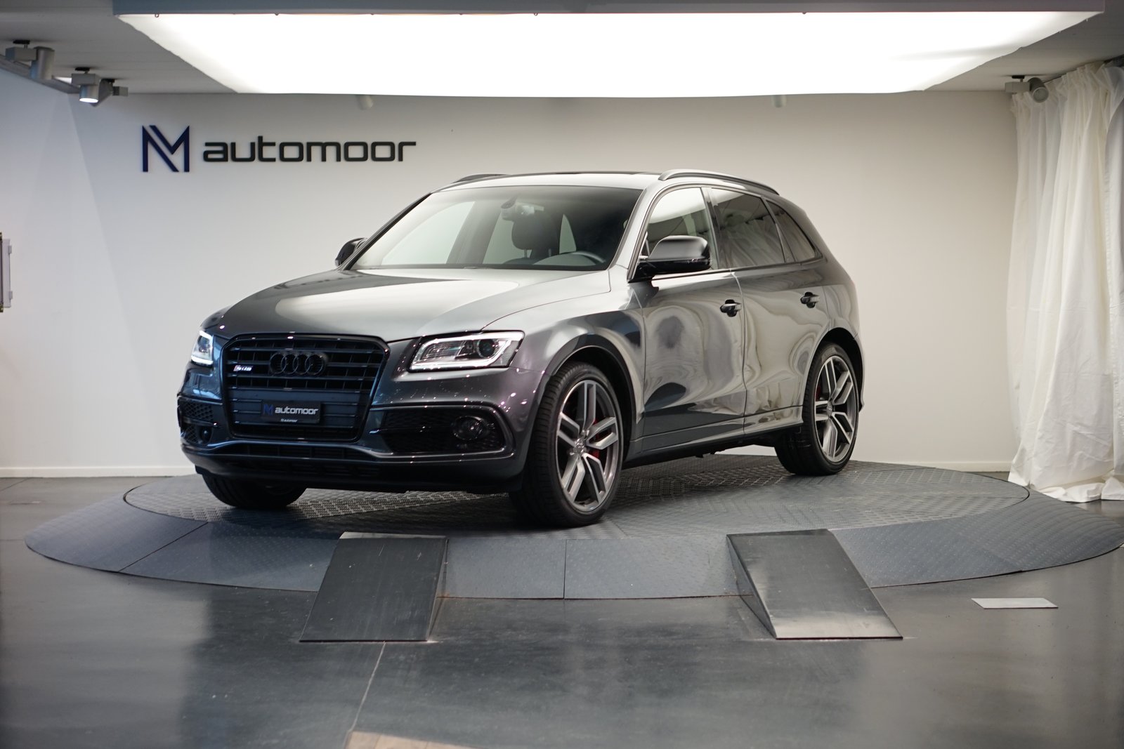AUDI SQ5 3.0 TDI plus quattro tiptronic *AHK* *Panorama* *BO
