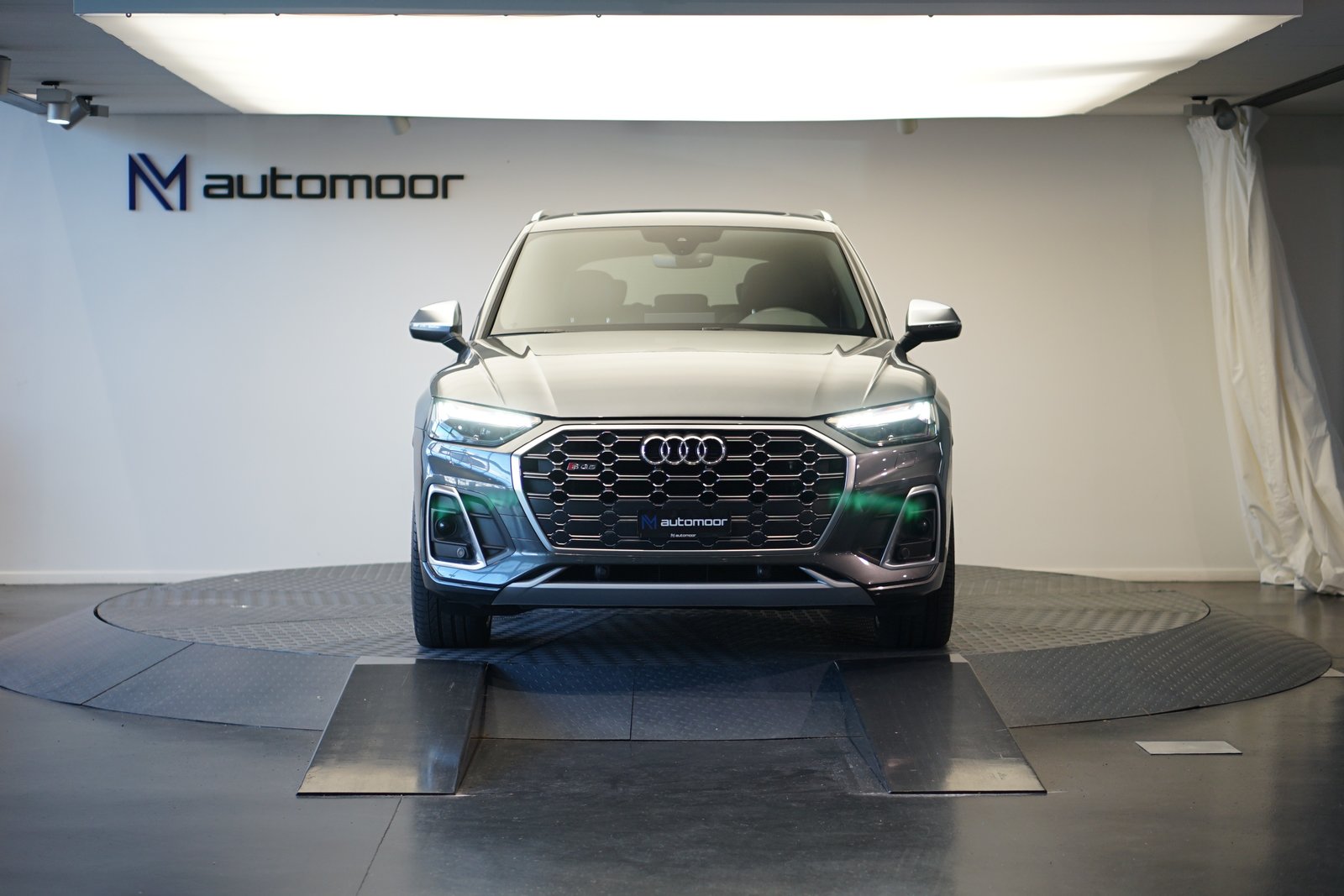 AUDI SQ5 TDI quattro tiptronic *Panorama* *Assistenzpaket*, Diesel, Second hand / Used, Automatic - 2