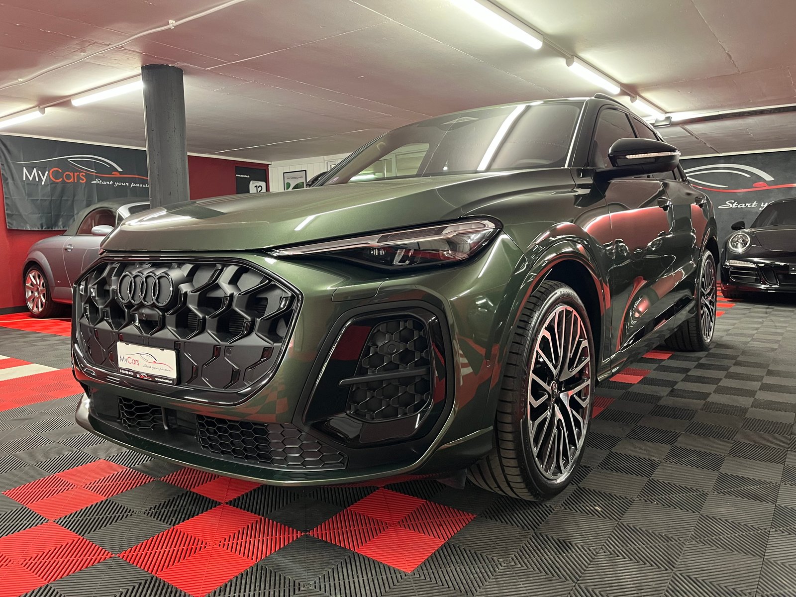 AUDI SQ5 TFSI quattro S-tronic, Mild-Hybrid Petrol/Electric, Second hand / Used, Automatic - 2