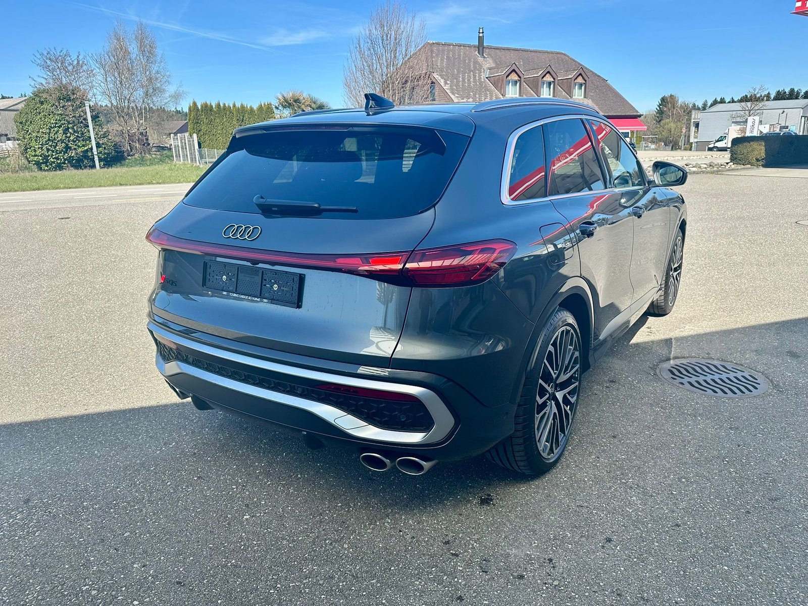 AUDI SQ5 TFSI quattro S-tronic, Mild-Hybrid Benzin/Elektro, Occasion / Gebraucht, Automatik - 5