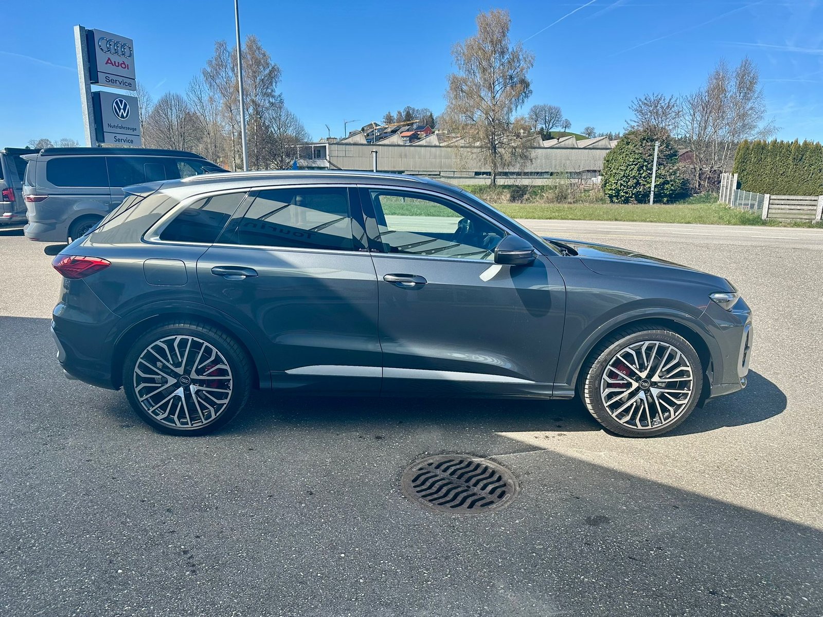 AUDI SQ5 TFSI quattro S-tronic, Mild-Hybrid Benzin/Elektro, Occasion / Gebraucht, Automatik - 6