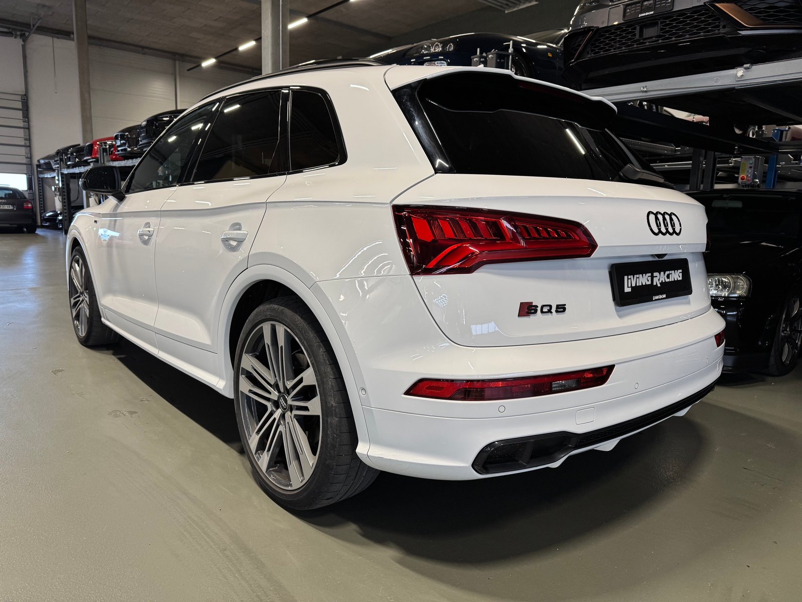AUDI SQ5 3.0 TFSI quattro S-tronic, Petrol, Second hand / Used, Automatic - 3