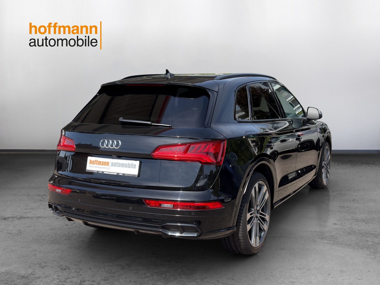 AUDI SQ5, Benzin, Occasion / Gebraucht, Automatik - 4