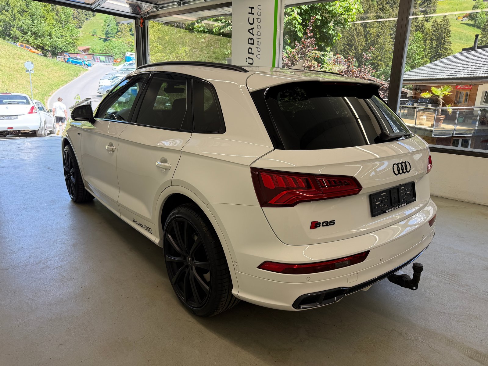 AUDI SQ5 3.0 TFSI quattro S-tronic, Benzin, Occasion / Gebraucht, Automatik - 6