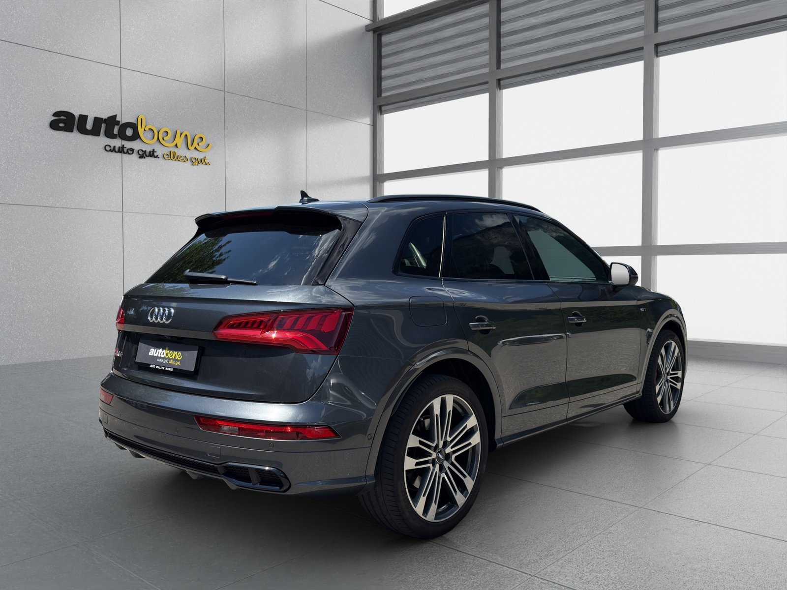 AUDI SQ5 3.0 TFSI quattro S-tronic, Benzin, Occasion / Gebraucht, Automatik - 2