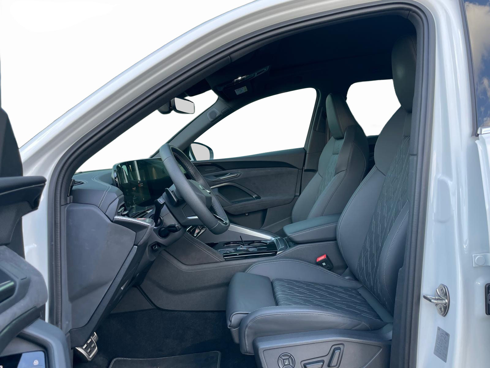 AUDI SQ5 SUV TFSI, Essence, Occasion / Utilisé, Automatique - 5