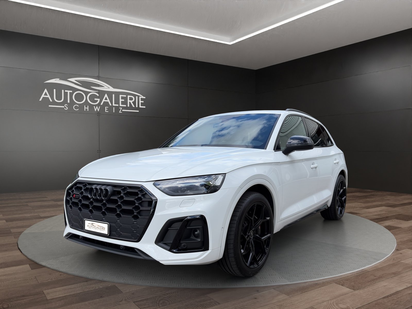 AUDI SQ5 TDI quattro CH Fzg. Gratis Service 21 Matrix LE