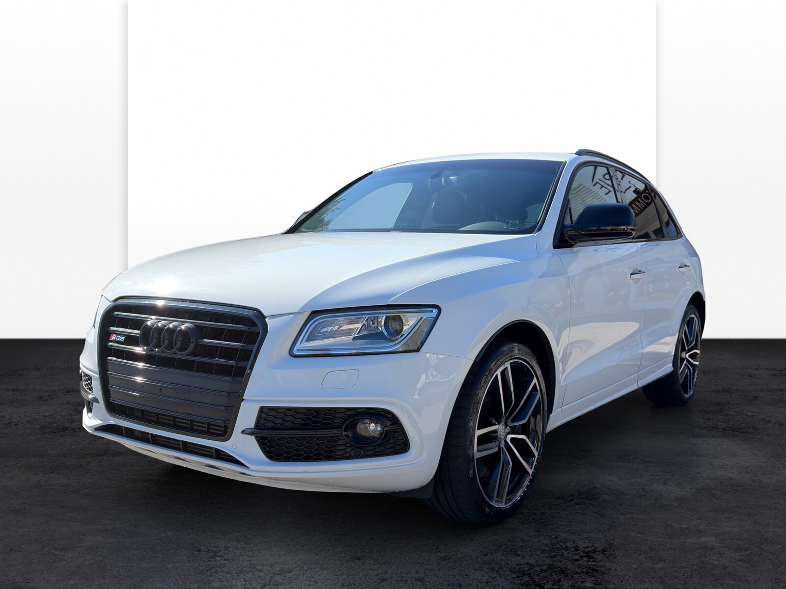 AUDI SQ5 3.0 TDI plus quattro CH Panorama Black Paket Rauten