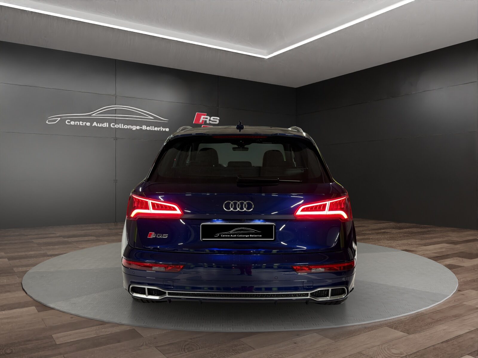 AUDI SQ5, Benzin, Occasion / Gebraucht, Automatik - 5