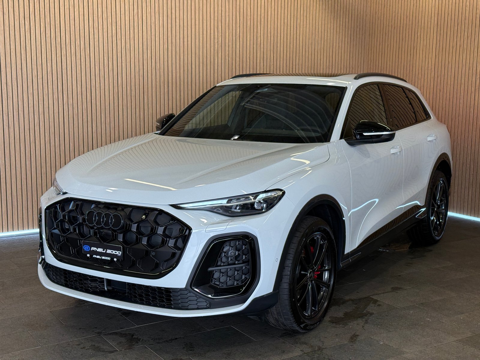 AUDI SQ5 TFSI quattro S-tronic * NEW MODEL*, Hybride Leggero Benzina/Elettrica, Auto nuove, Automatico