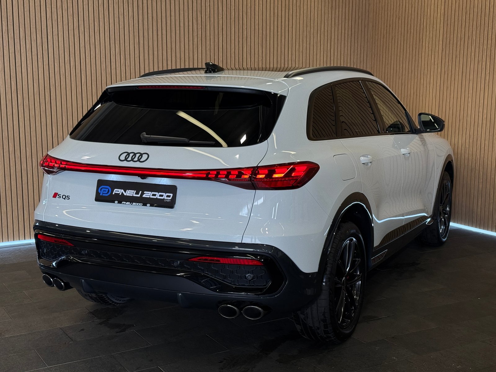 AUDI SQ5 TFSI quattro S-tronic * NEW MODEL*, Hybride Leggero Benzina/Elettrica, Auto nuove, Automatico - 4