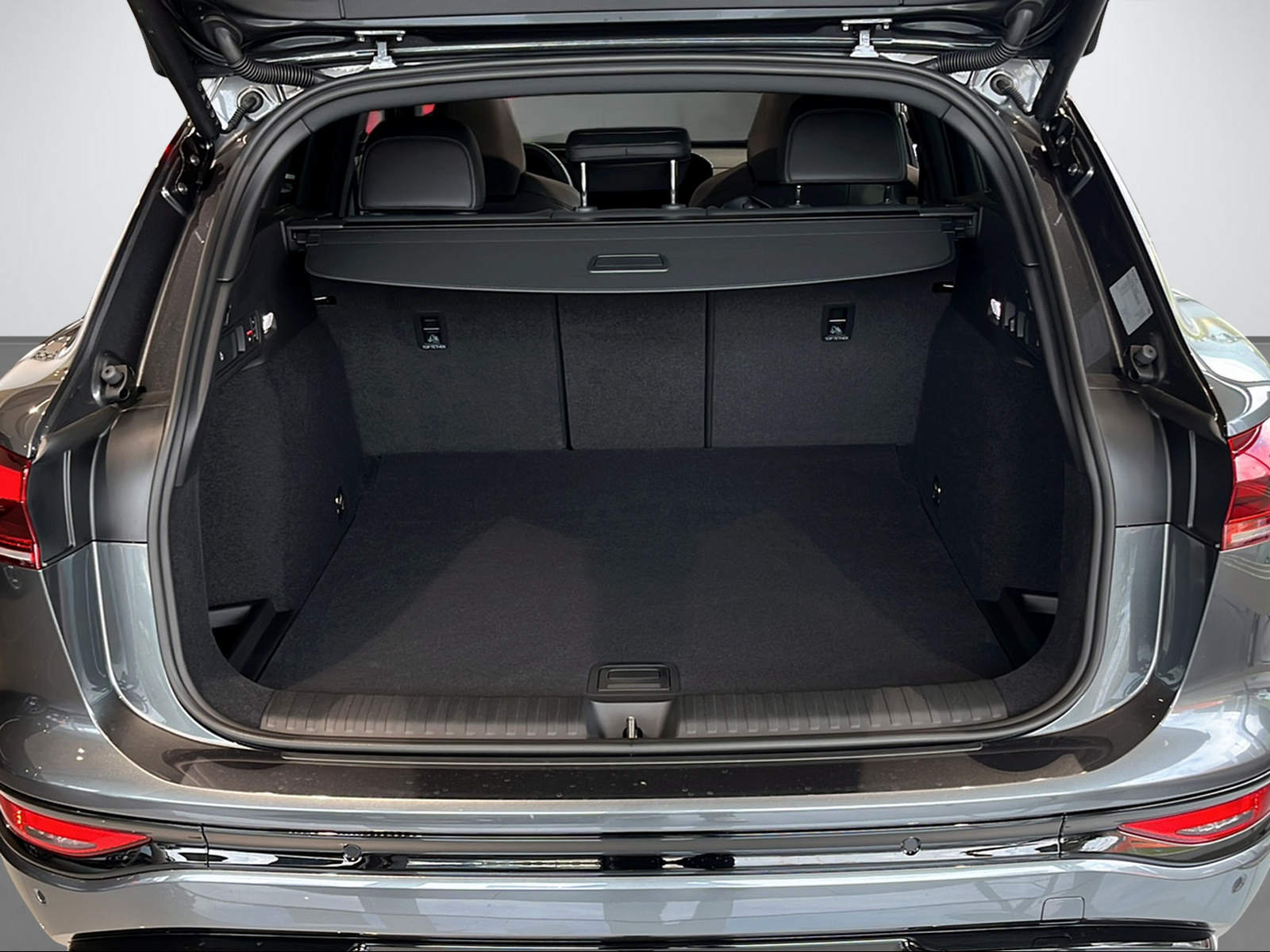 AUDI SQ6 e-tron quattro, Electric, New car, Automatic - 7