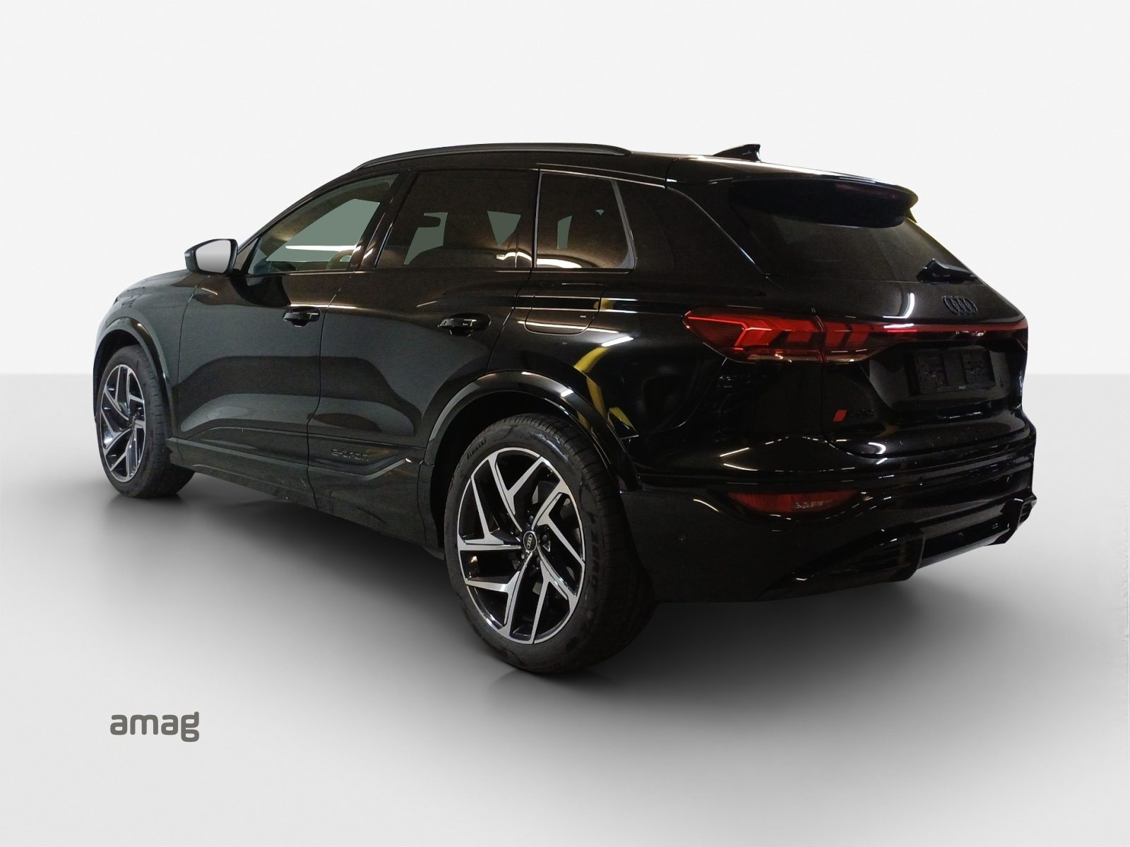 AUDI SQ6 SUV e-tron, Electric, Second hand / Used, Automatic - 3