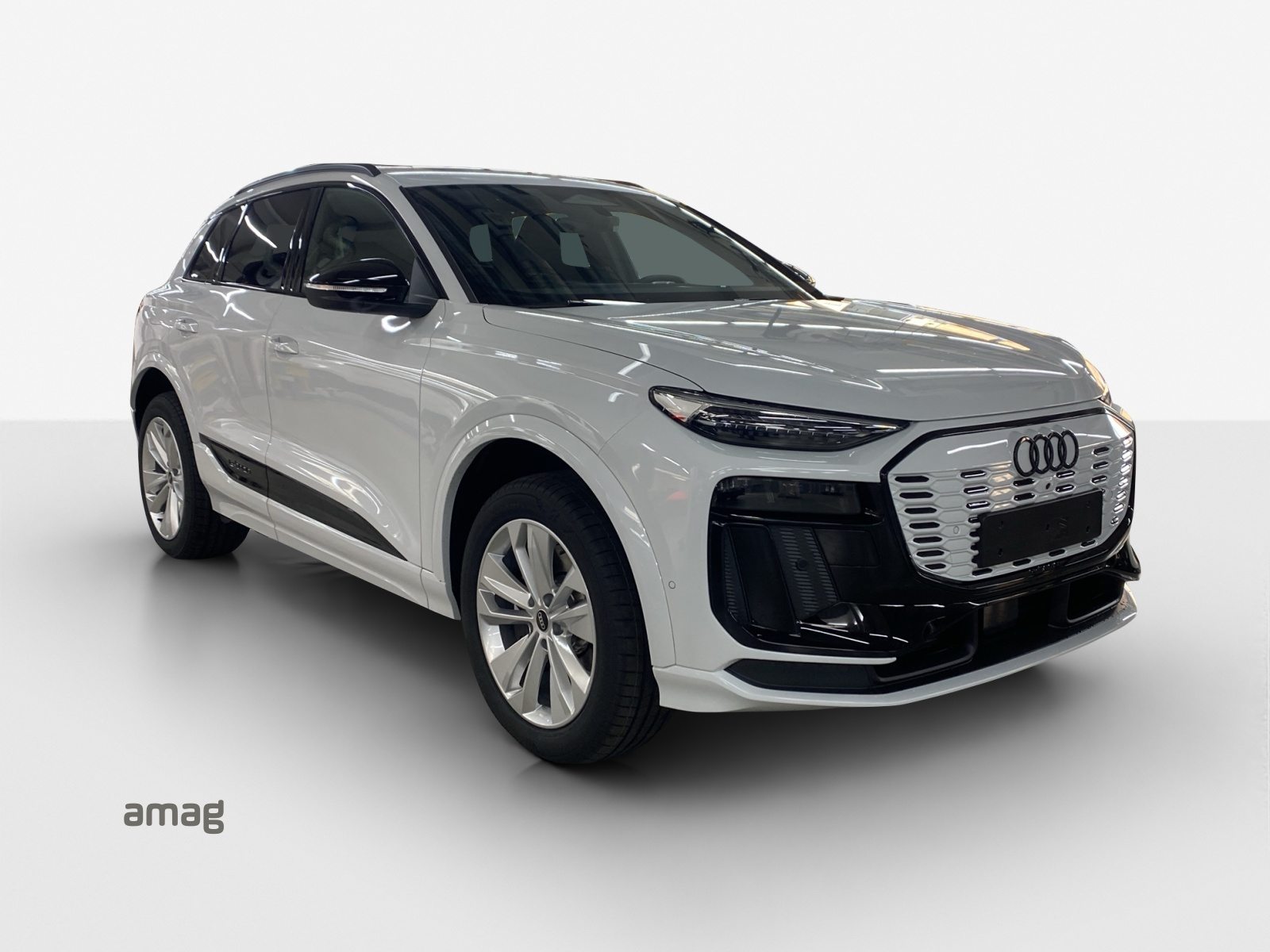 AUDI SQ6 SUV e-tron, Electric, Second hand / Used, Automatic - 7