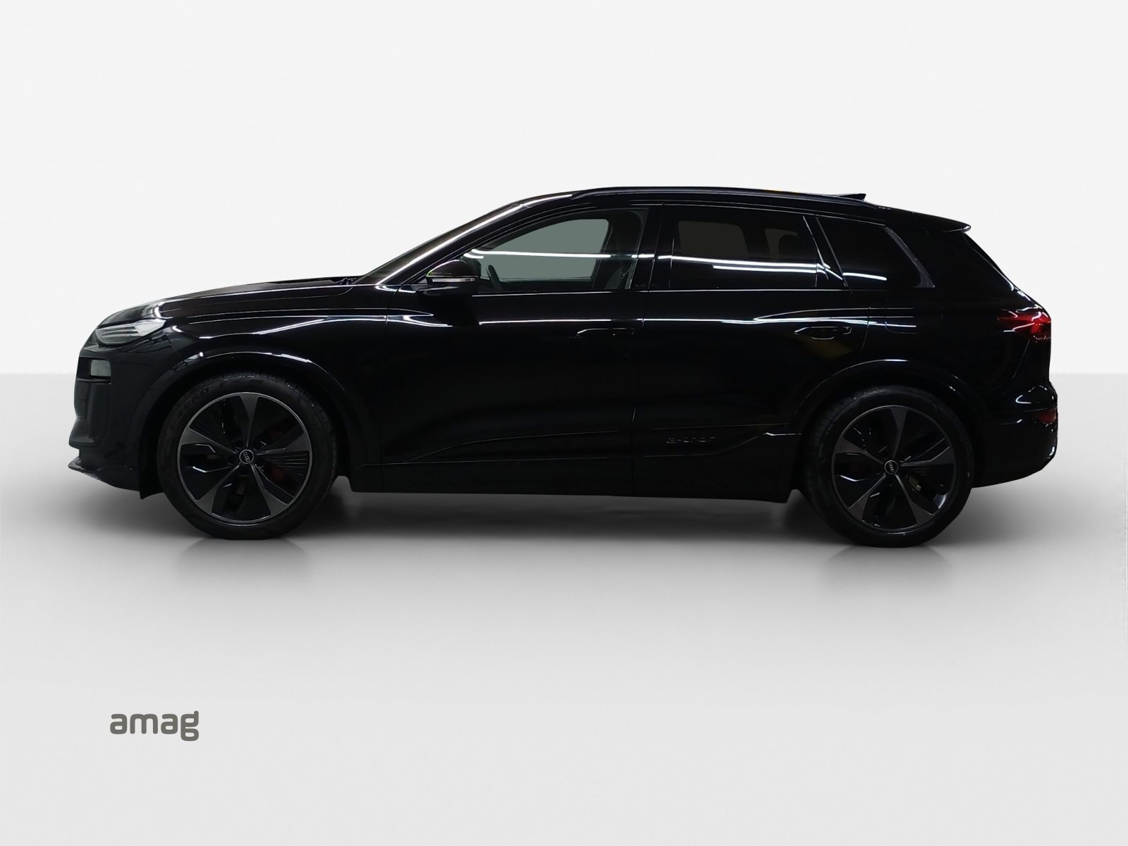 AUDI SQ6 SUV e-tron, Electric, Second hand / Used, Automatic - 2