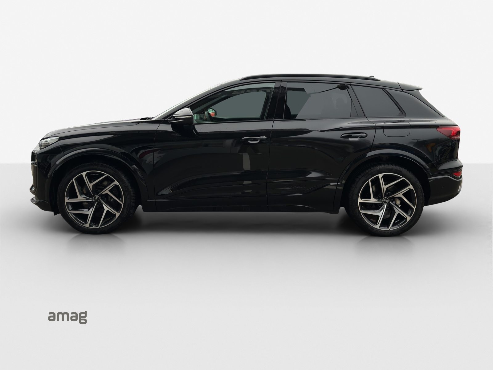 AUDI SQ6 SUV e-tron, Electric, Second hand / Used, Automatic - 2