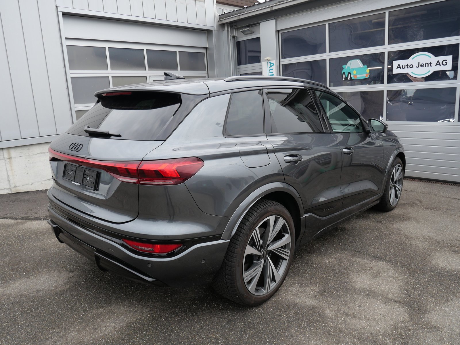 AUDI SQ6 e-tron quattro *CH-Auto, 360°-Kamera, S-Luftfahrwerk*, Électrique, Voiture de démonstration, Automatique - 5