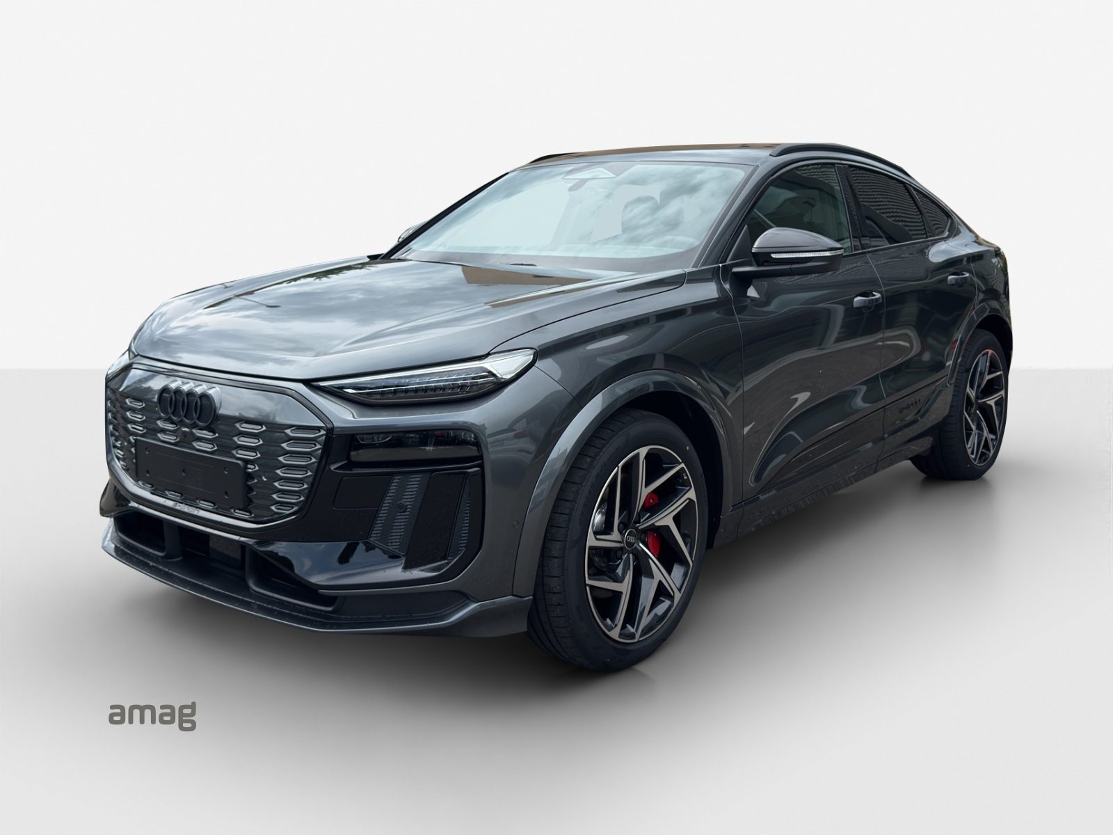 AUDI SQ6
