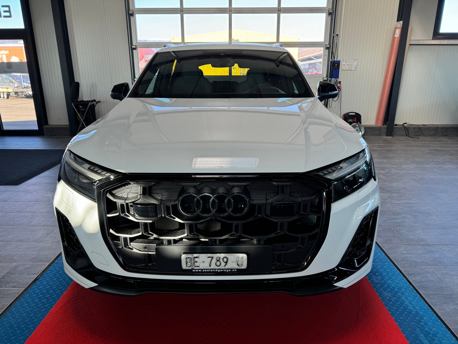 AUDI SQ7 TFSI quattro tiptronic, Petrol, New car, Automatic - 2