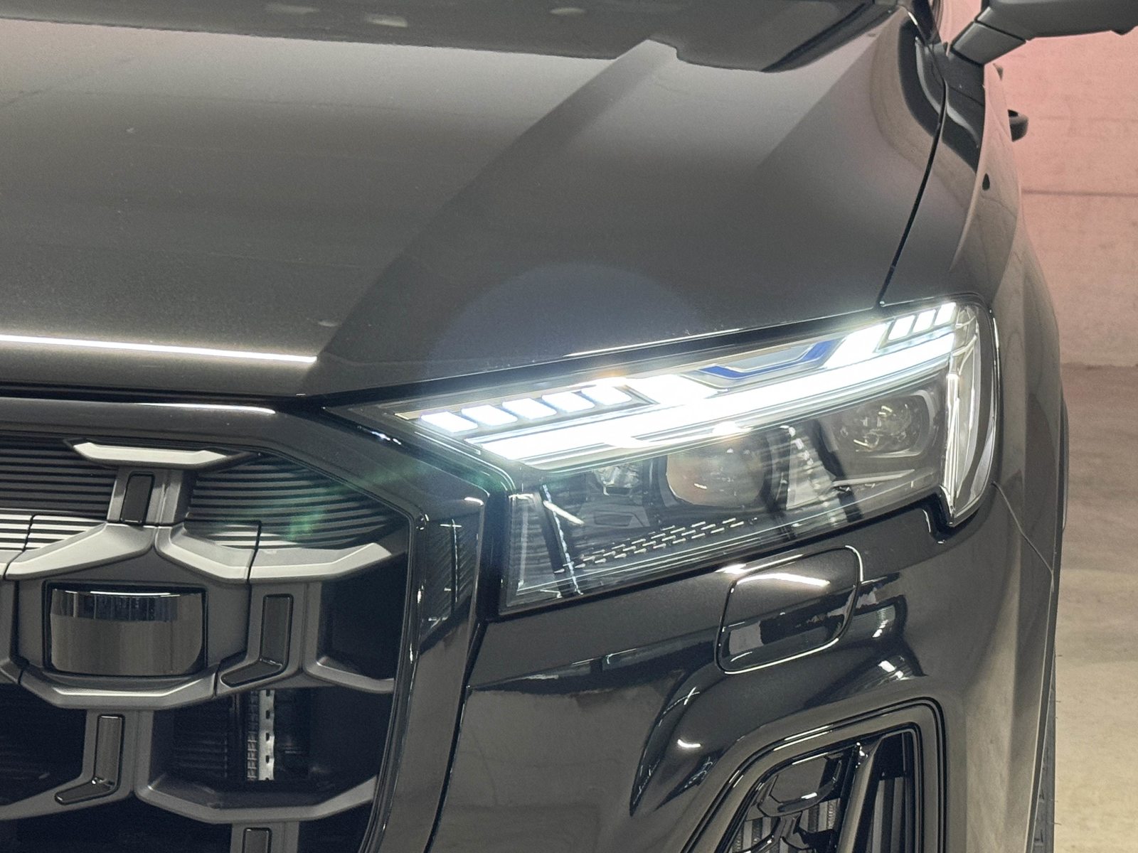 AUDI SQ7 SUV TFSI, Petrol, New car, Automatic - 5