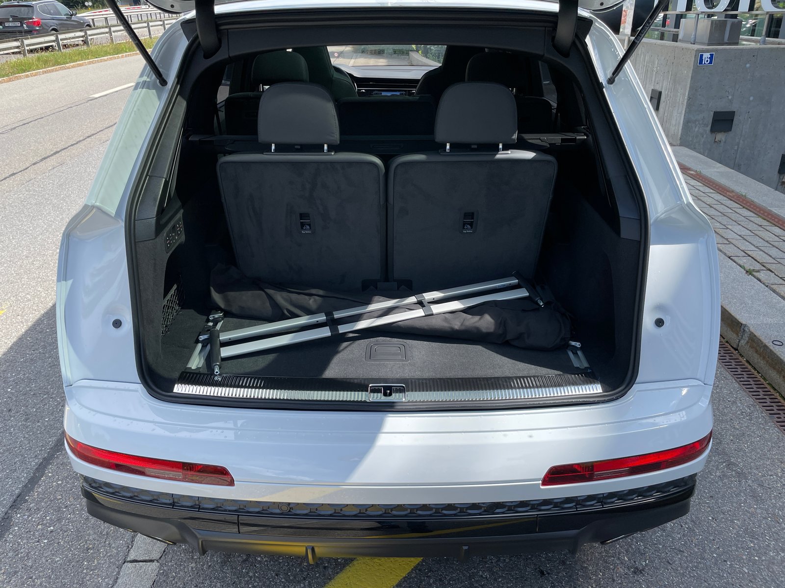 AUDI SQ7 TFSI quattro tiptronic, Benzina, Auto nuove, Automatico - 7
