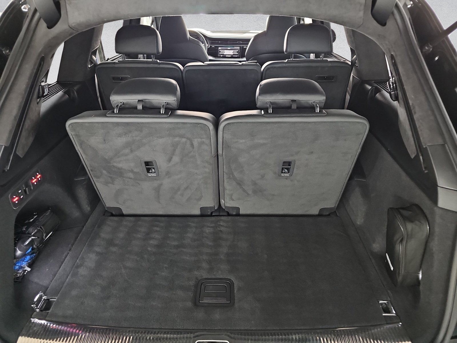 AUDI SQ7 TFSI quattro tiptronic, Petrol, Second hand / Used, Automatic - 7